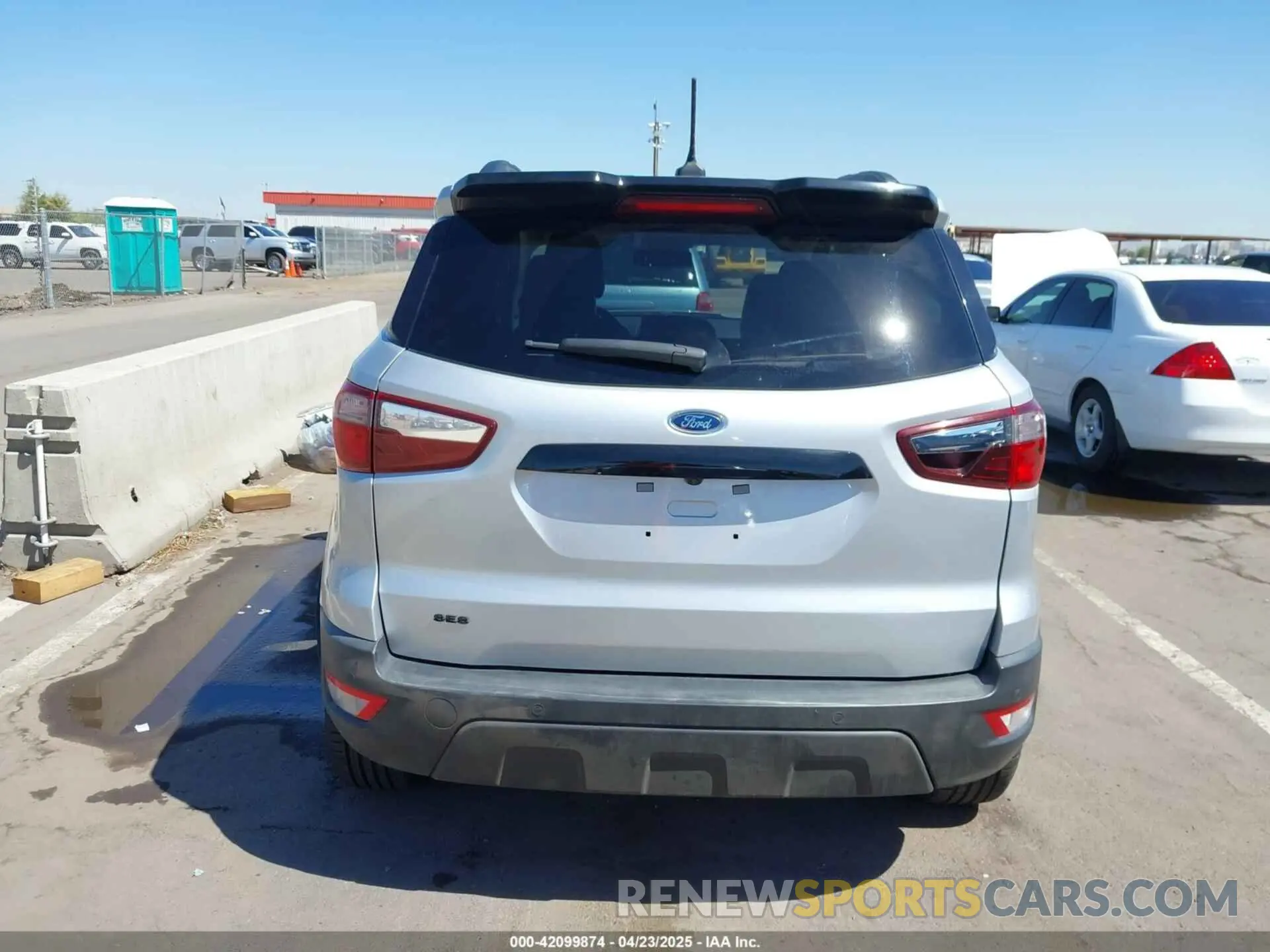 17 Photograph of a damaged car MAJ6S3JL0MC412766 FORD ECOSPORT 2021