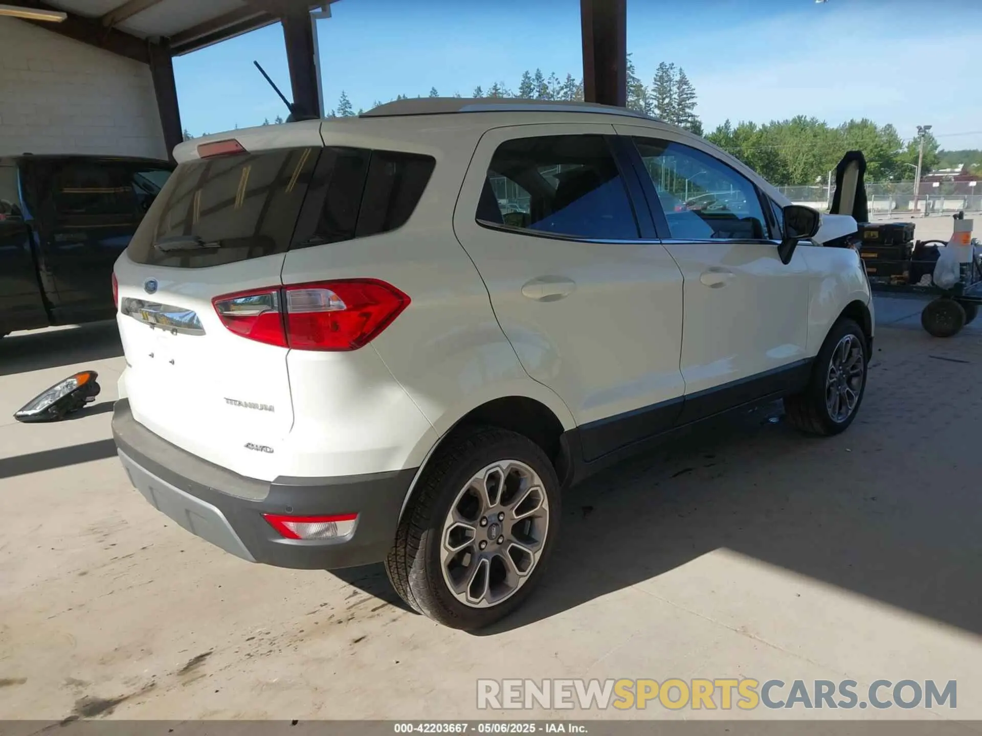 4 Photograph of a damaged car MAJ6S3KL8MC402081 FORD ECOSPORT 2021