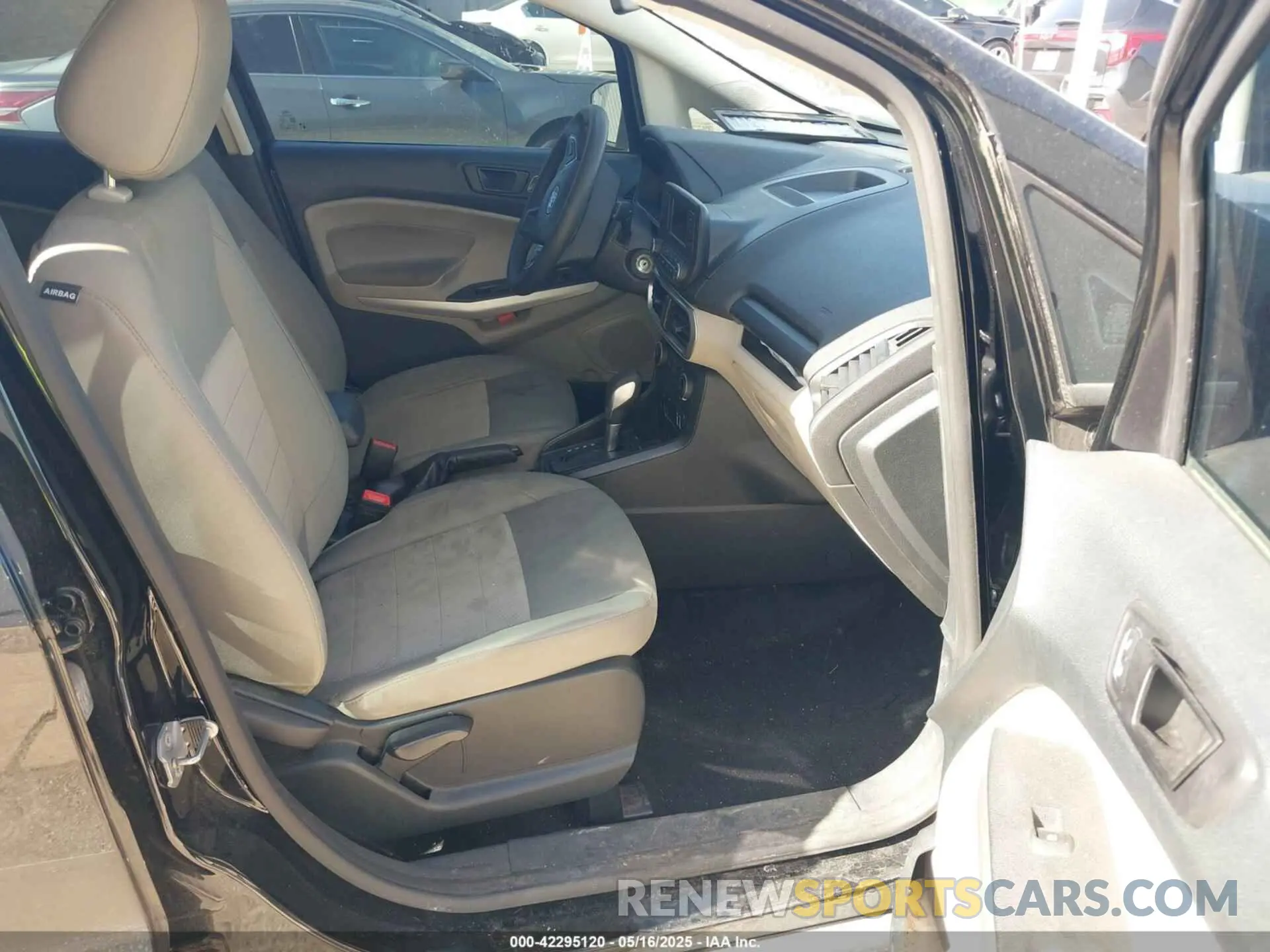 5 Photograph of a damaged car MAJ6S3FL9NC467677 FORD ECOSPORT 2022