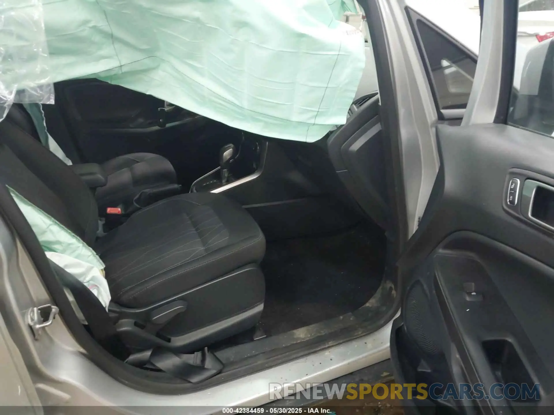 5 Photograph of a damaged car MAJ6S3GL3NC469228 FORD ECOSPORT 2022