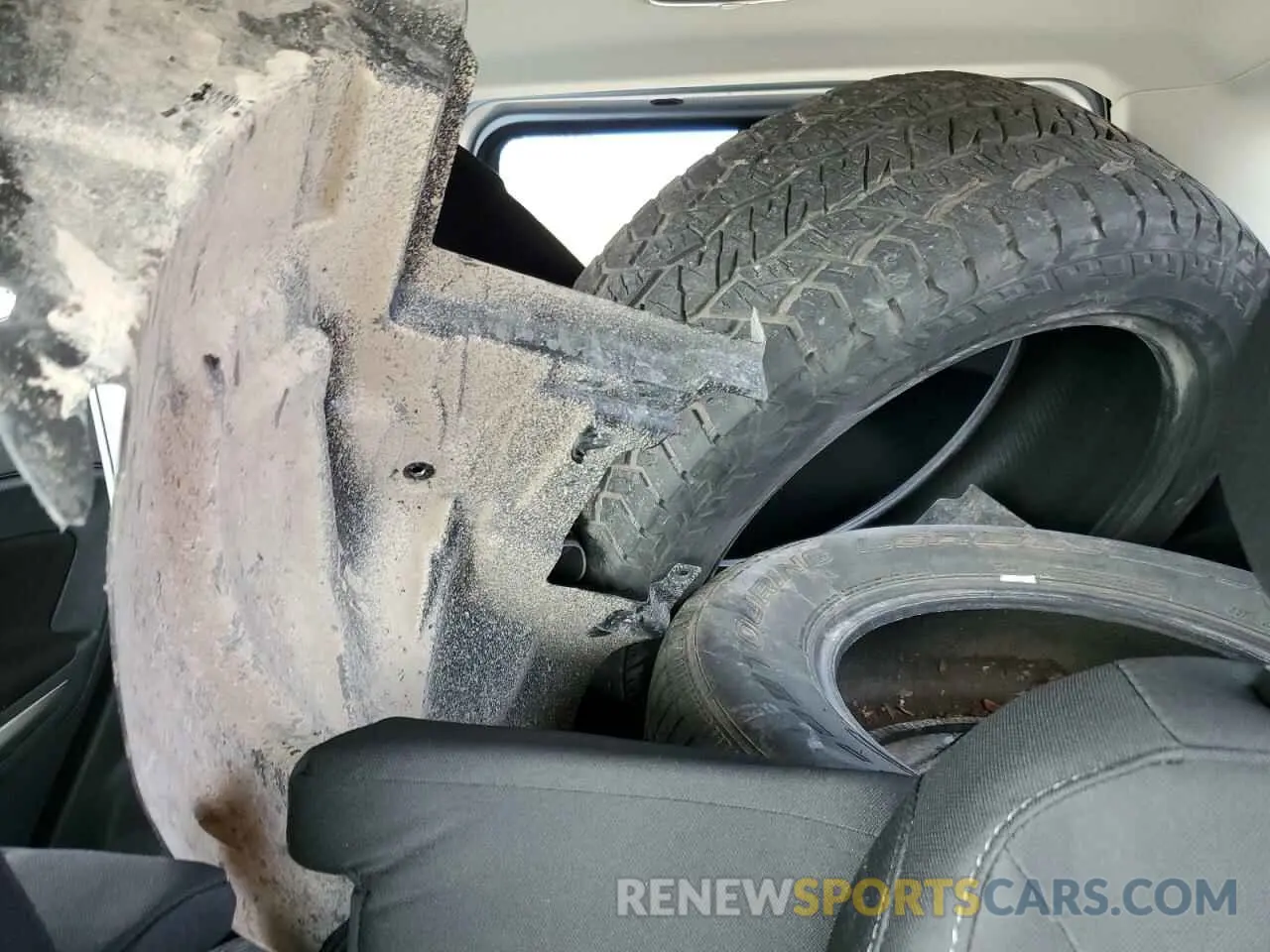 10 Photograph of a damaged car MAJ6S3GL6NC473712 FORD ECOSPORT 2022