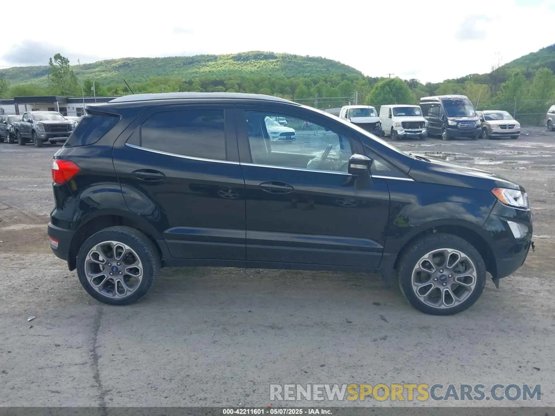 13 Photograph of a damaged car MAJ6S3KL6NC472017 FORD ECOSPORT 2022