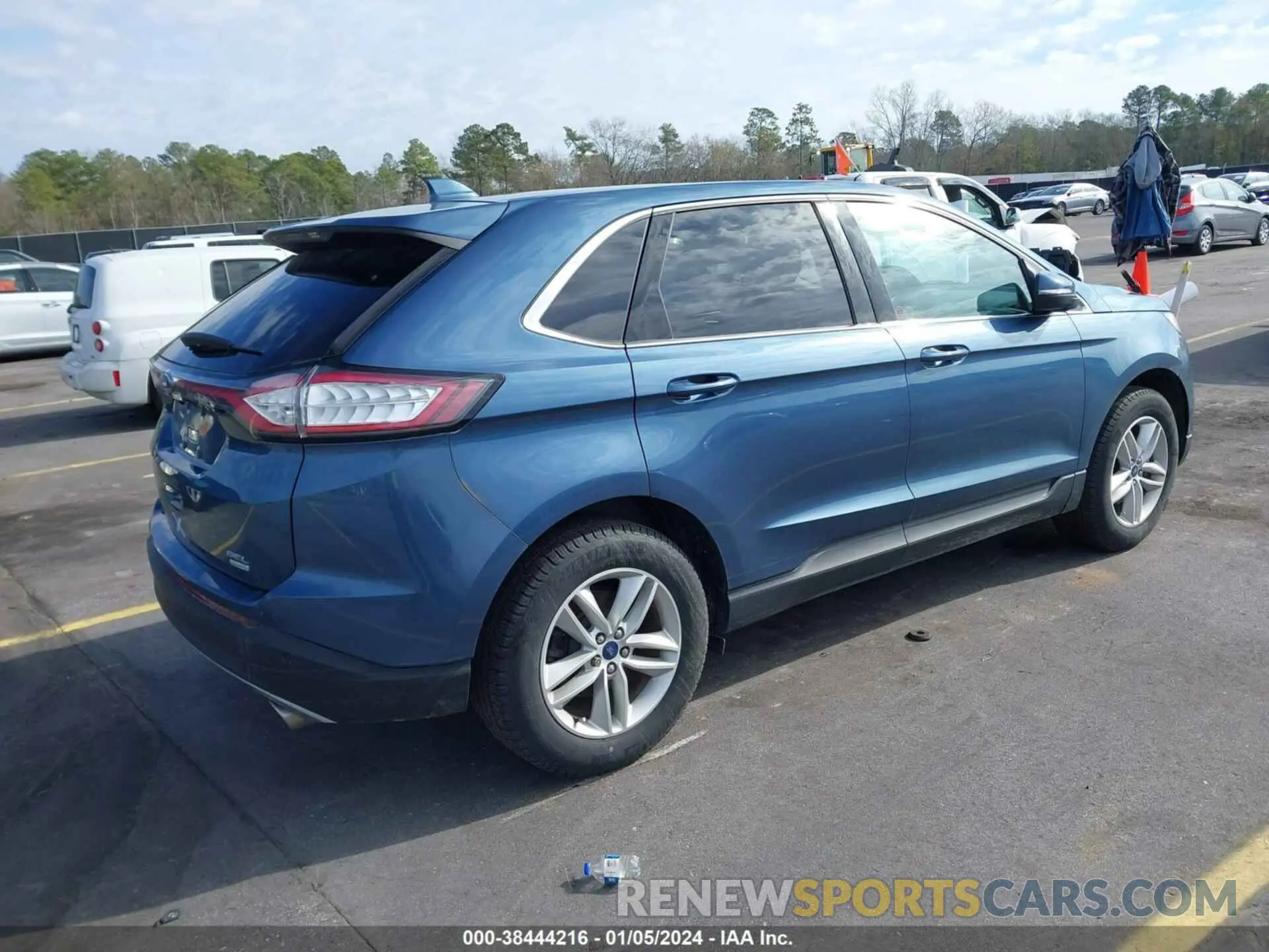 4 Photograph of a damaged car 2FMPK3J9XJBC38599 FORD EDGE 2018