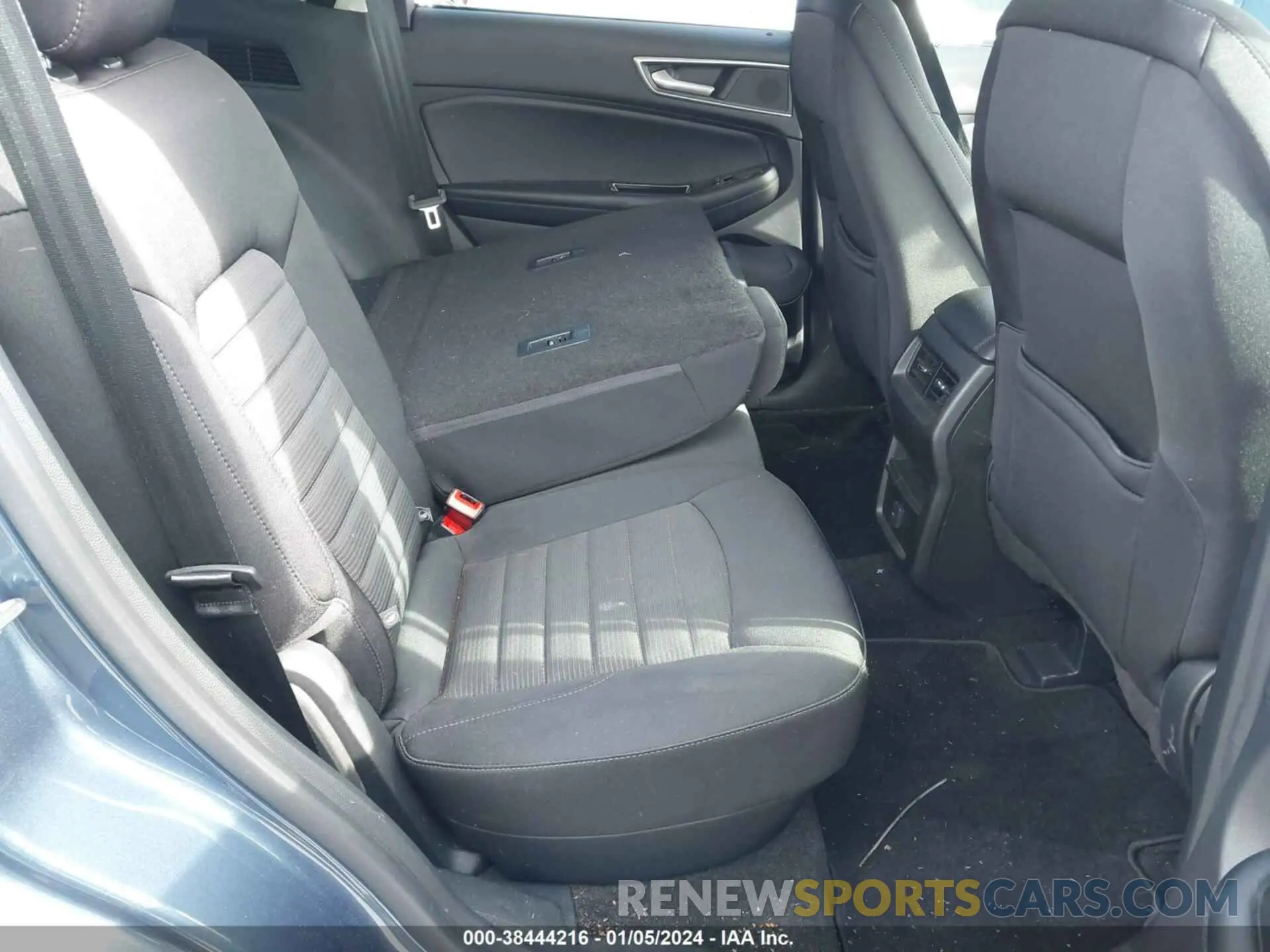 8 Photograph of a damaged car 2FMPK3J9XJBC38599 FORD EDGE 2018