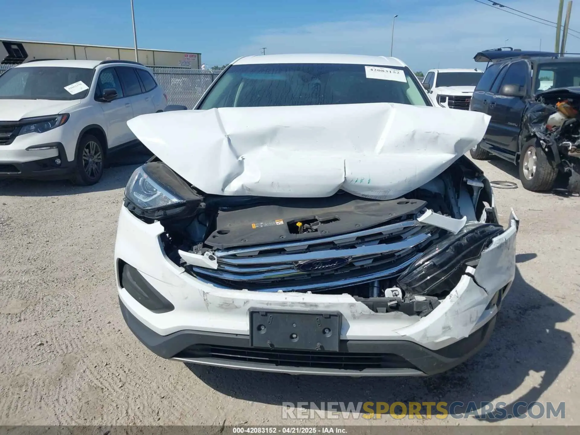 12 Photograph of a damaged car 2FMPK3G90KBB17489 FORD EDGE 2019