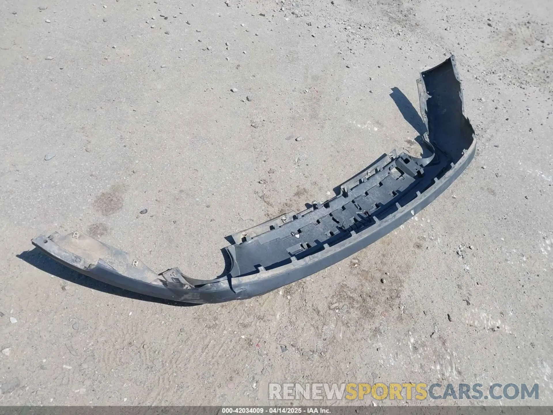 12 Photograph of a damaged car 2FMPK3G91KBC27869 FORD EDGE 2019
