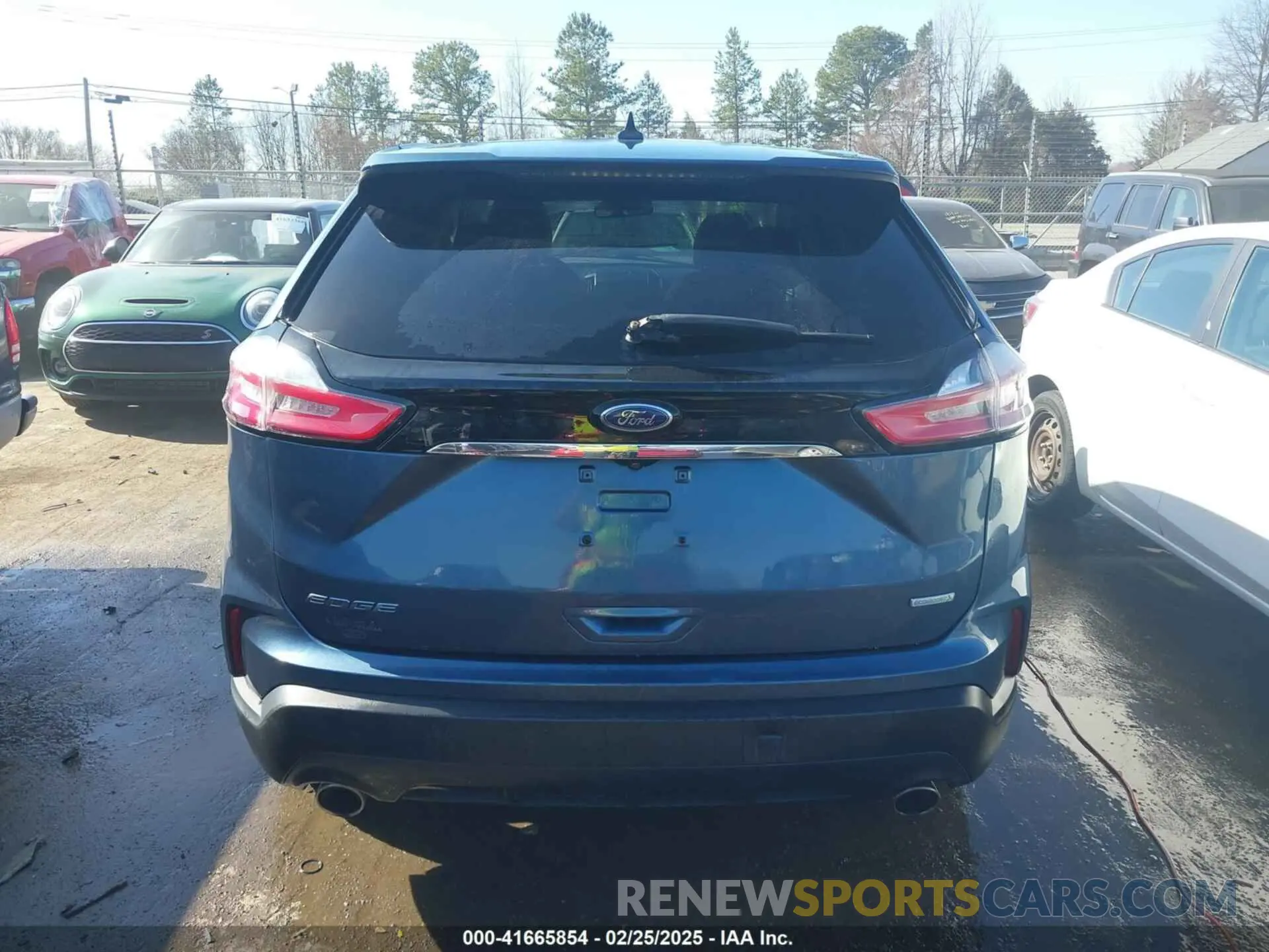 16 Photograph of a damaged car 2FMPK3G93KBB89674 FORD EDGE 2019