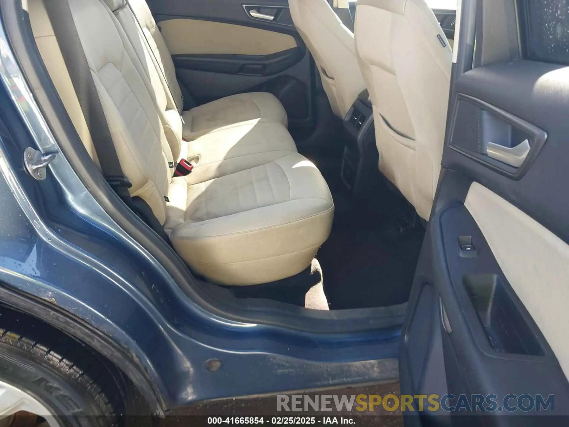 8 Photograph of a damaged car 2FMPK3G93KBB89674 FORD EDGE 2019