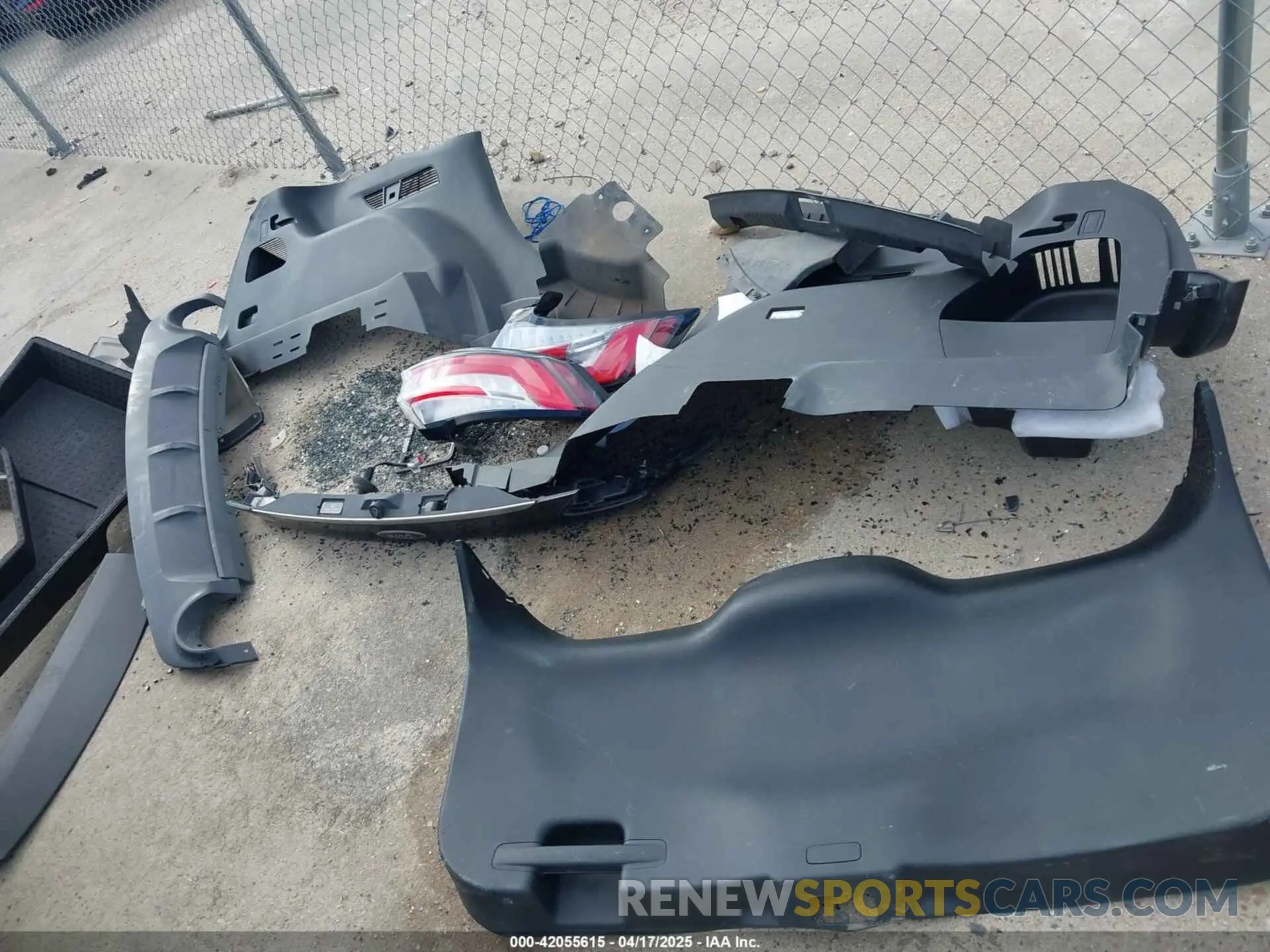 12 Photograph of a damaged car 2FMPK3G94KBB66940 FORD EDGE 2019