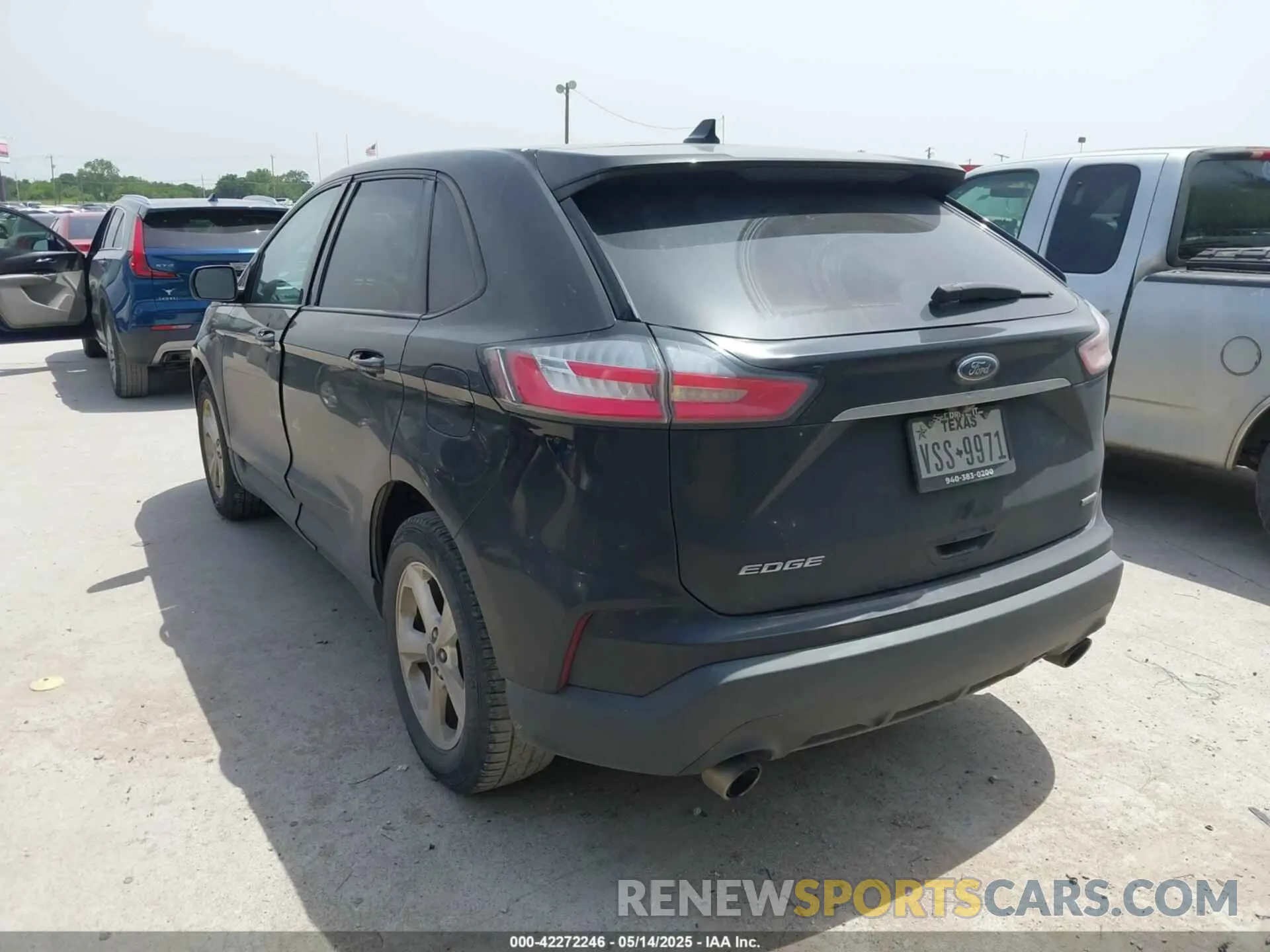 3 Photograph of a damaged car 2FMPK3G95KBB97257 FORD EDGE 2019