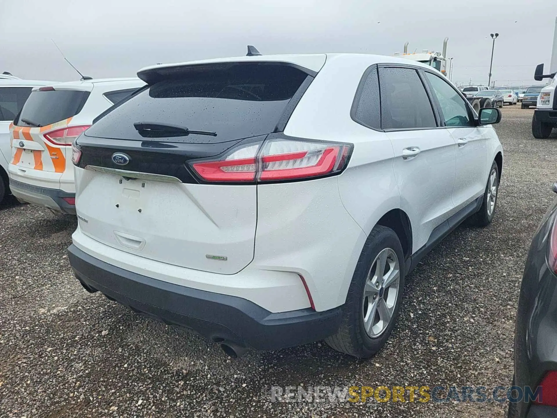 17 Photograph of a damaged car 2FMPK3G97KBB57259 FORD EDGE 2019