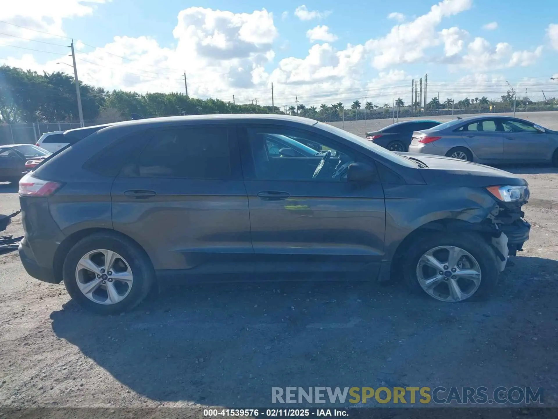 14 Photograph of a damaged car 2FMPK3G99KBC15761 FORD EDGE 2019