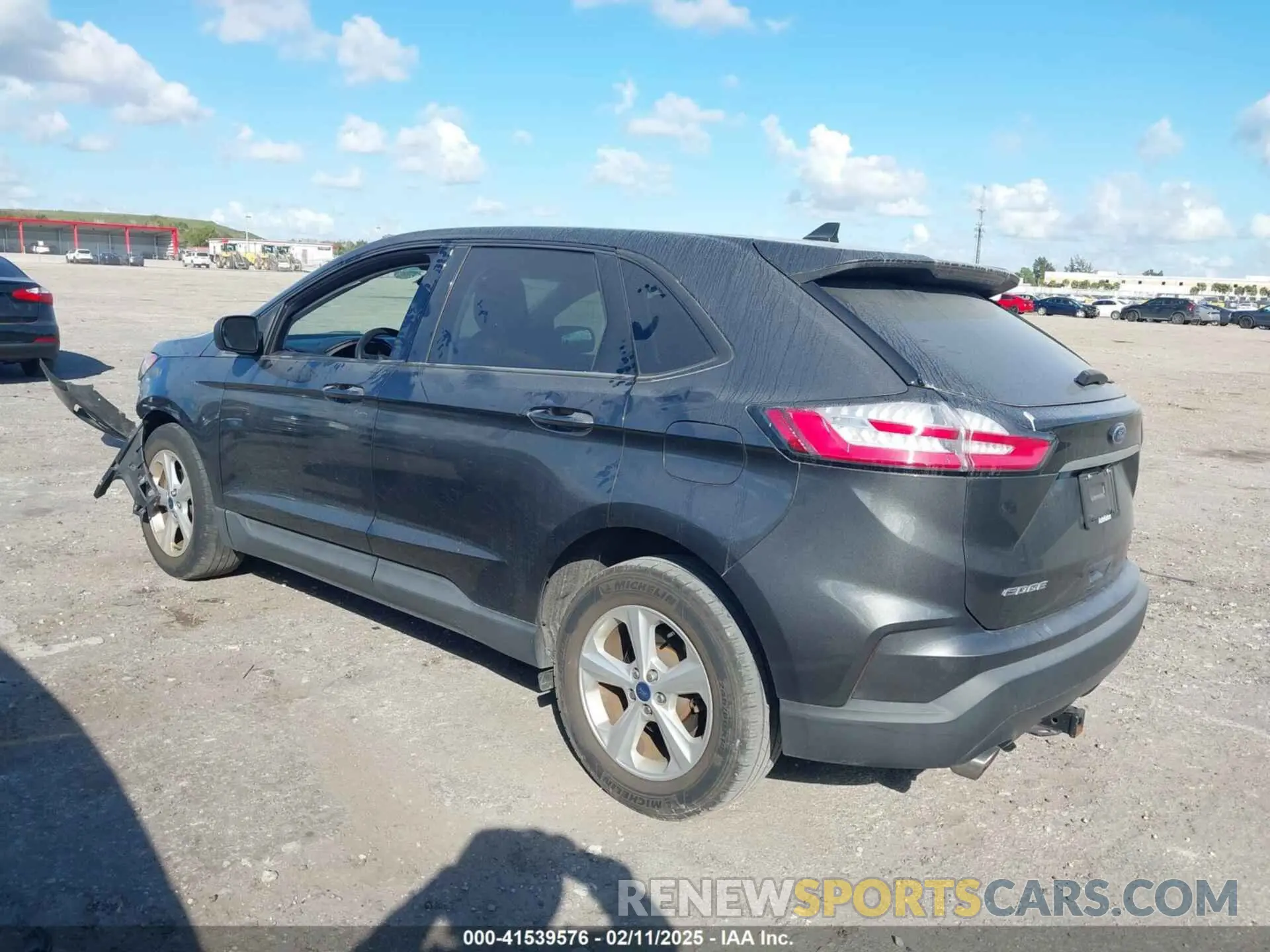3 Photograph of a damaged car 2FMPK3G99KBC15761 FORD EDGE 2019