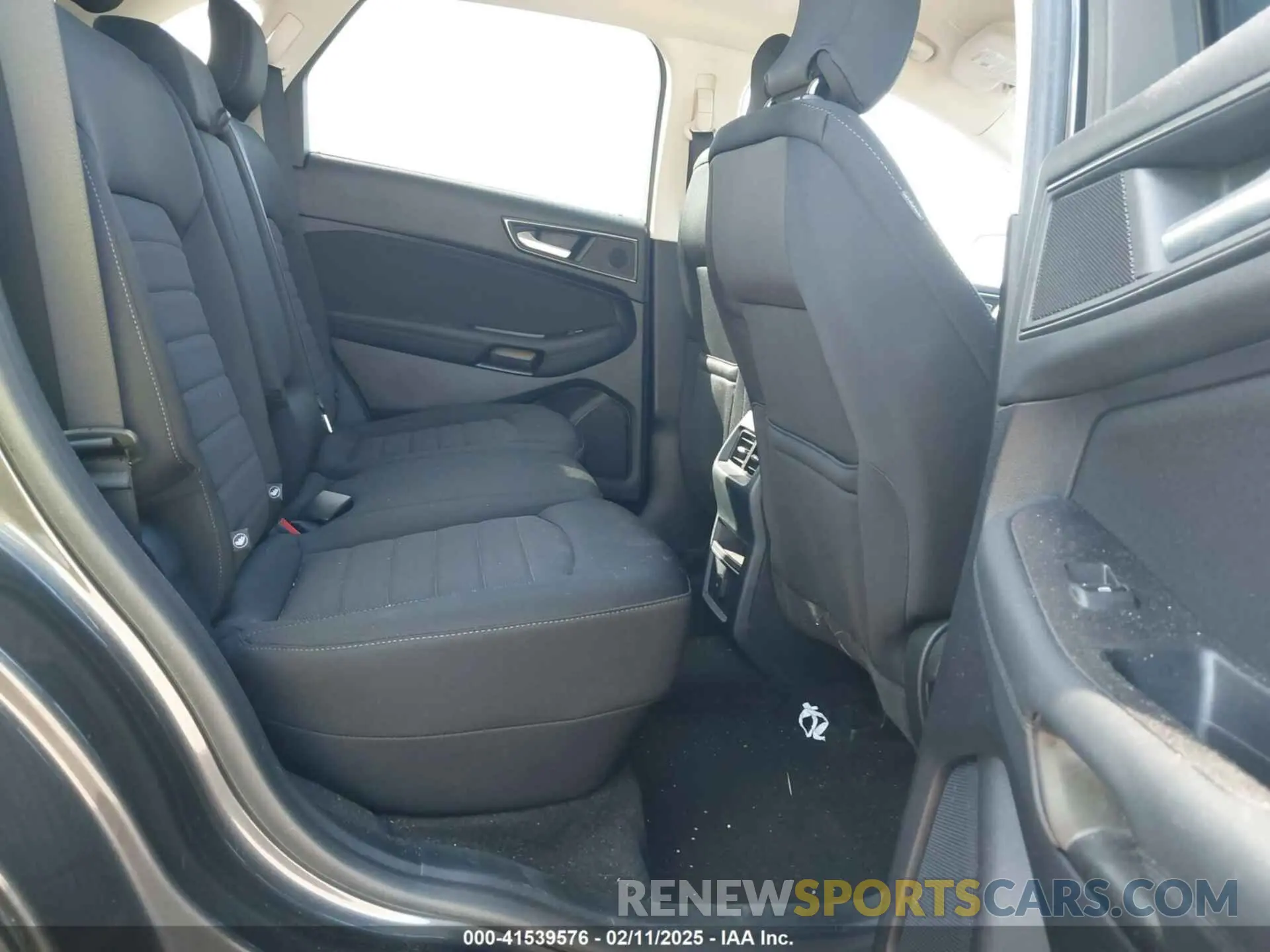 8 Photograph of a damaged car 2FMPK3G99KBC15761 FORD EDGE 2019