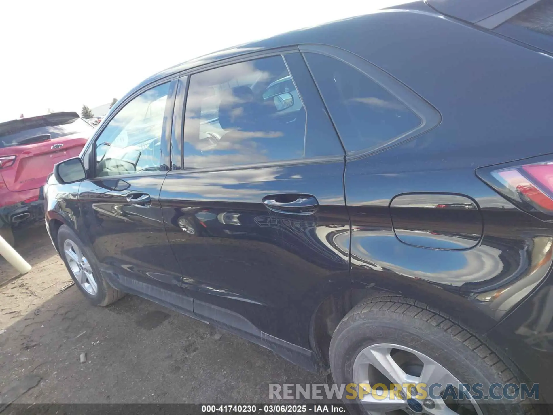 14 Photograph of a damaged car 2FMPK3G9XKBB31884 FORD EDGE 2019