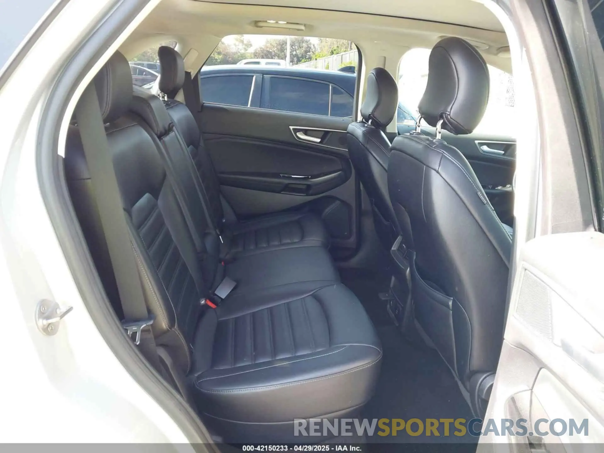 8 Photograph of a damaged car 2FMPK3J90KBB13368 FORD EDGE 2019