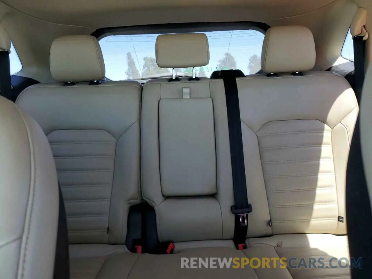 10 Photograph of a damaged car 2FMPK3J90KBB37430 FORD EDGE 2019