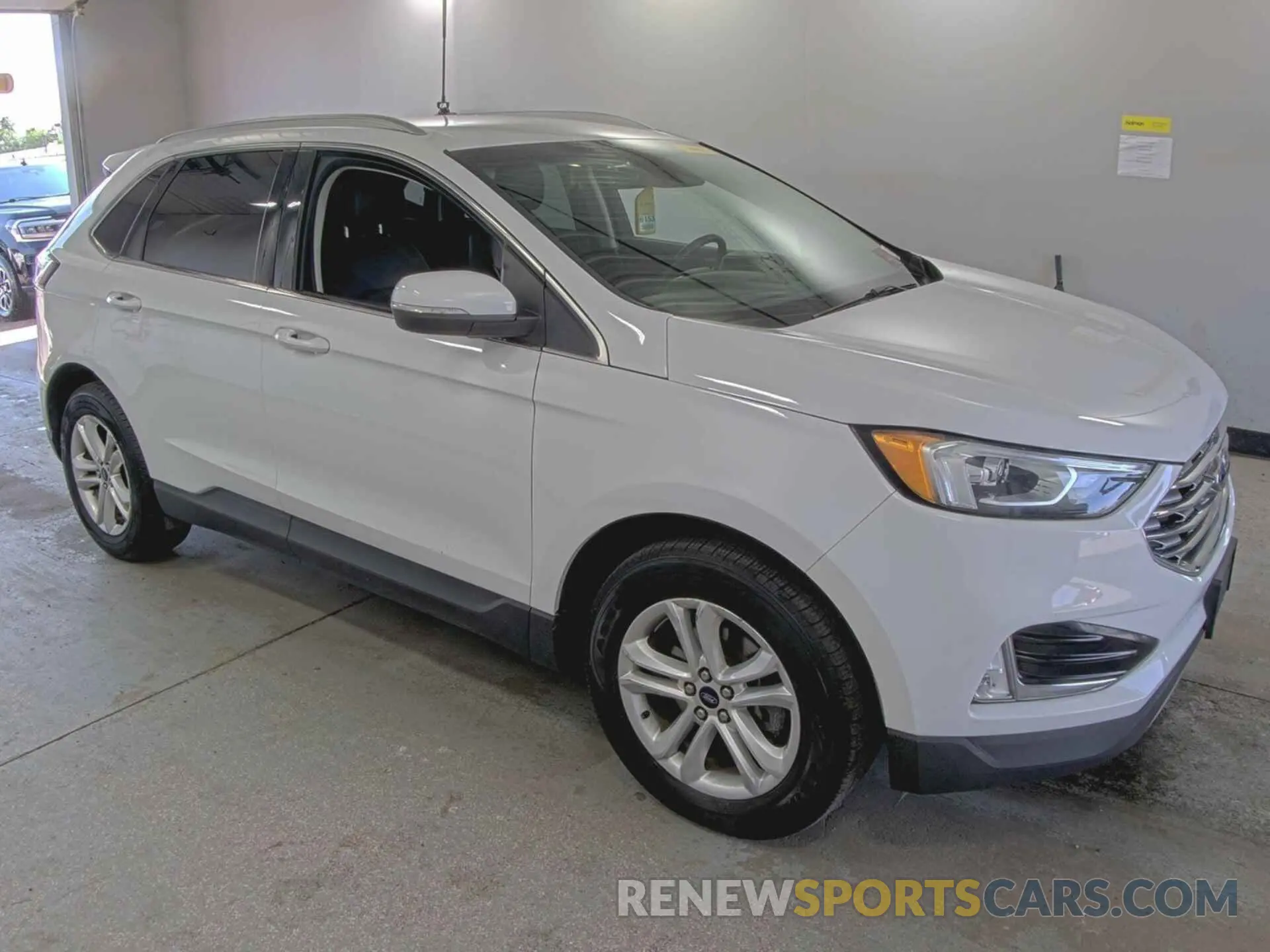 2 Photograph of a damaged car 2FMPK3J90KBC03300 FORD EDGE 2019