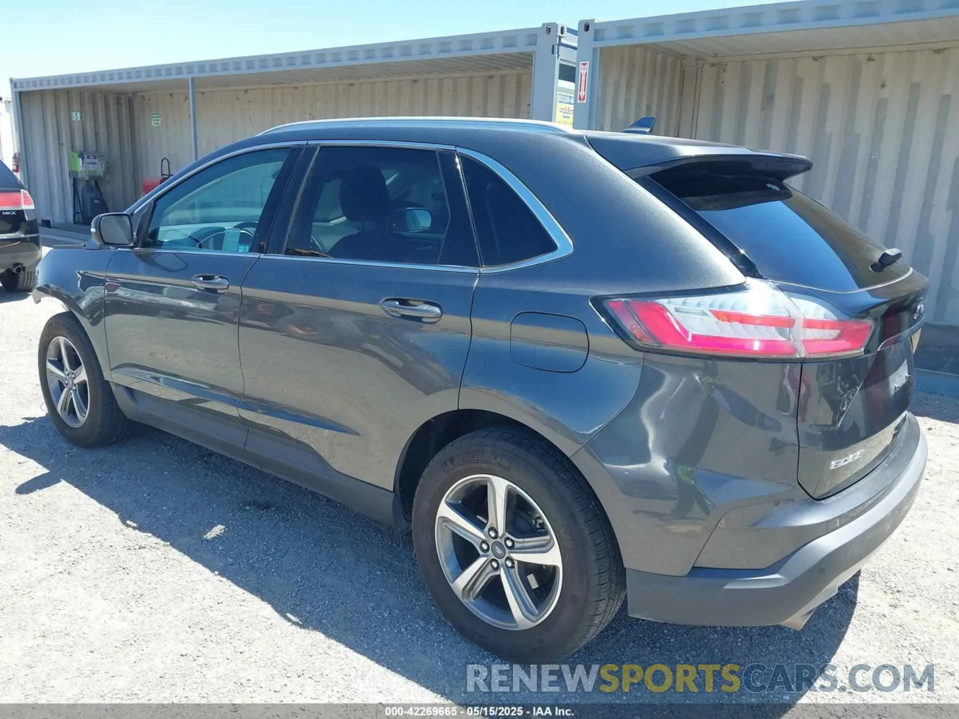 3 Photograph of a damaged car 2FMPK3J90KBC63321 FORD EDGE 2019