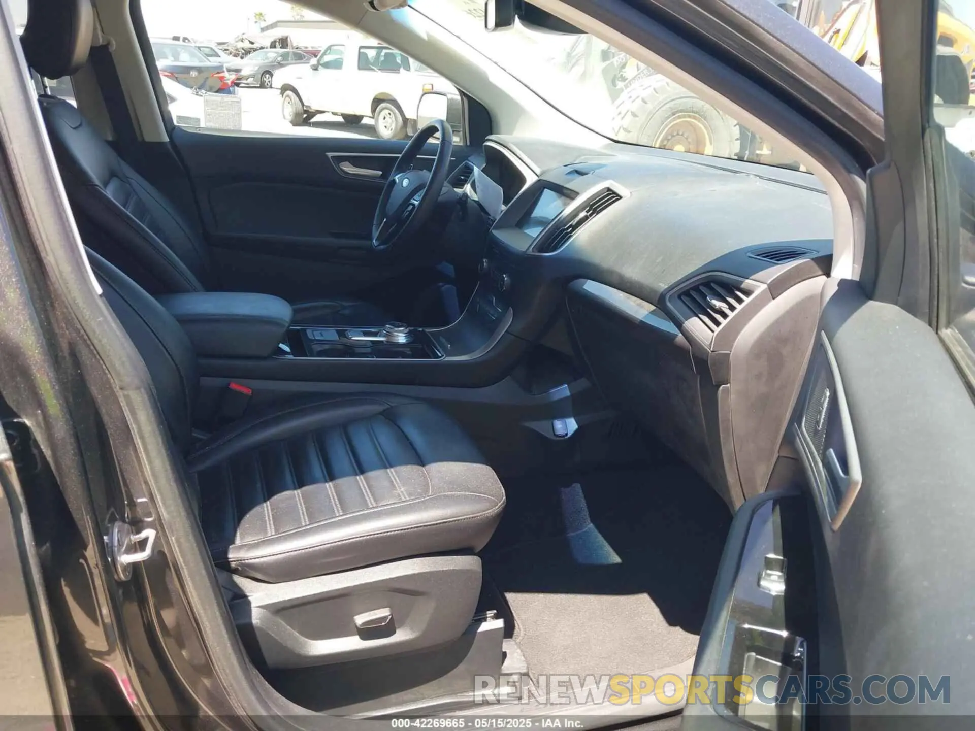 5 Photograph of a damaged car 2FMPK3J90KBC63321 FORD EDGE 2019