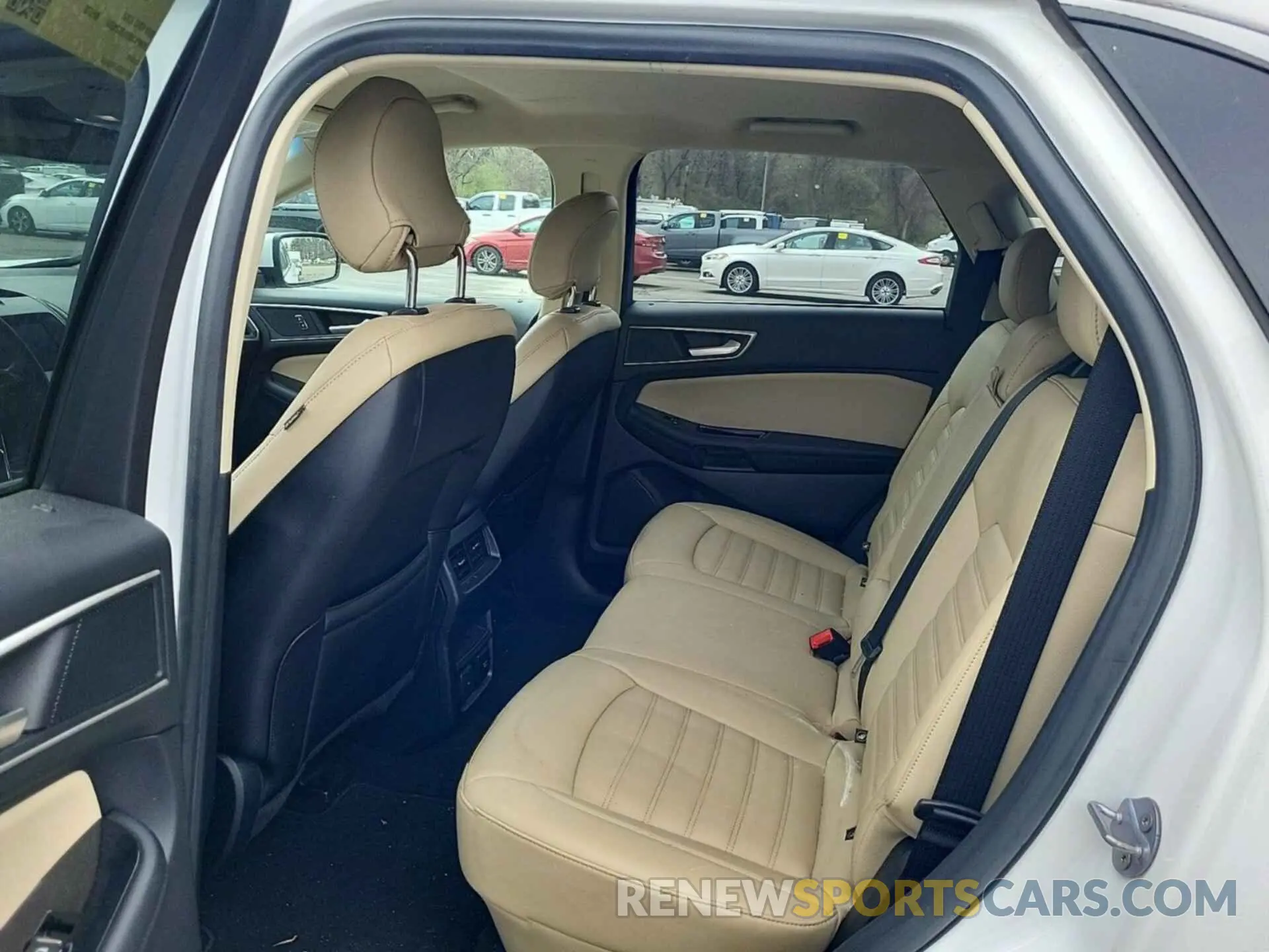 10 Photograph of a damaged car 2FMPK3J92KBC28506 FORD EDGE 2019