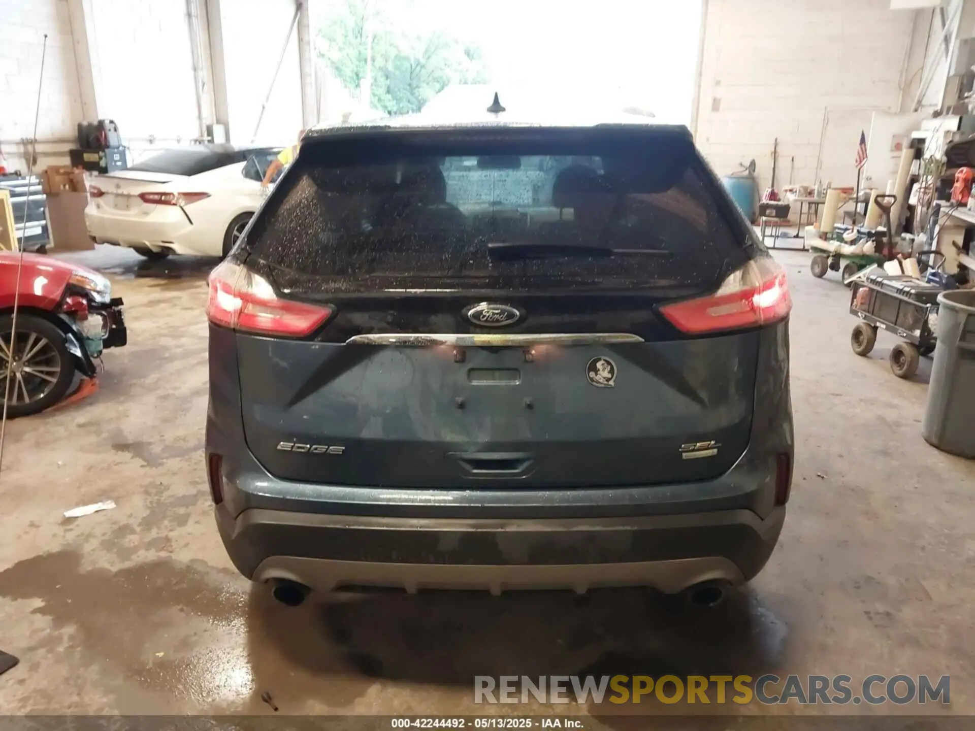 16 Photograph of a damaged car 2FMPK3J93KBC58159 FORD EDGE 2019