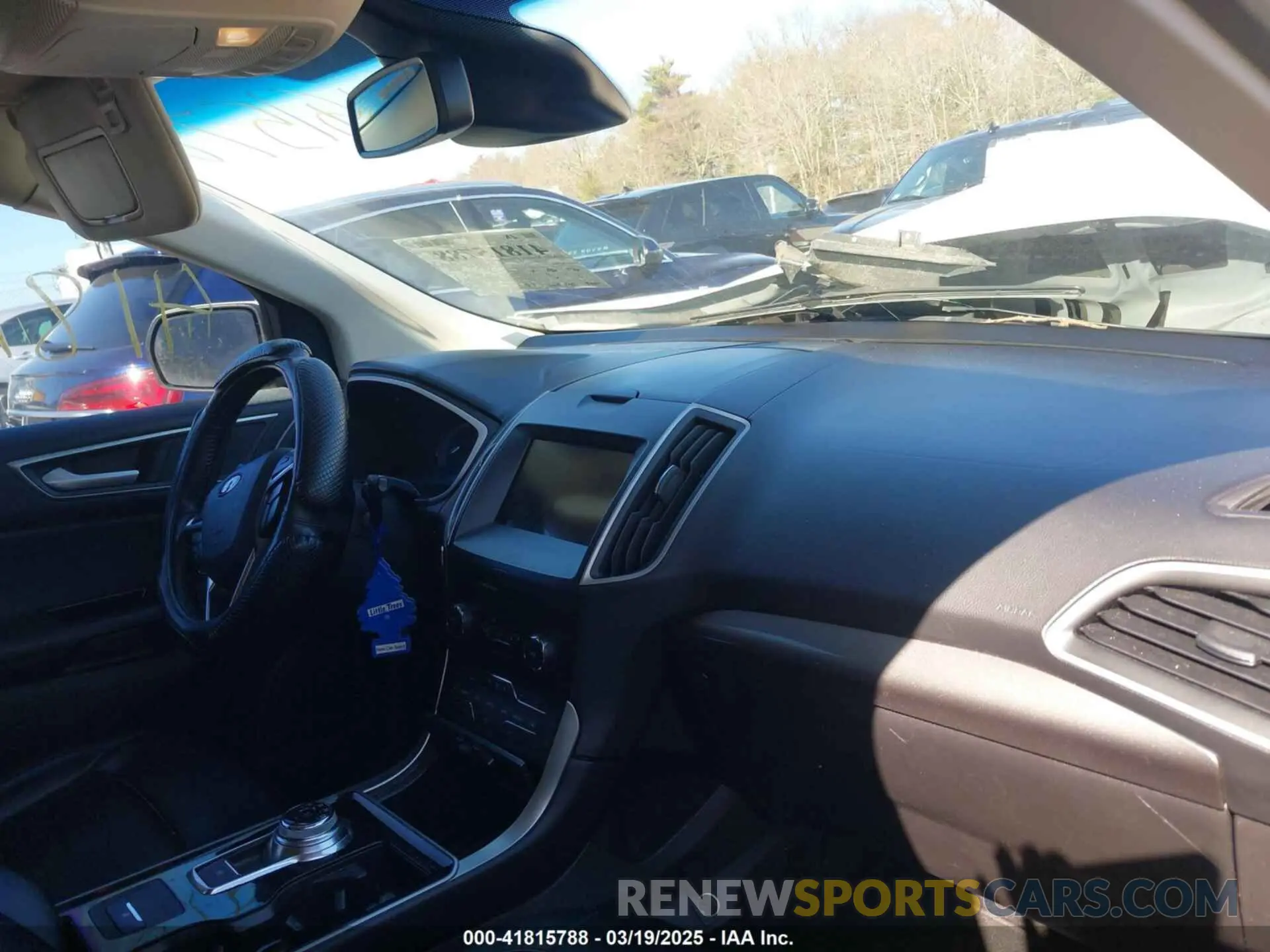 5 Photograph of a damaged car 2FMPK3J94KBB75629 FORD EDGE 2019