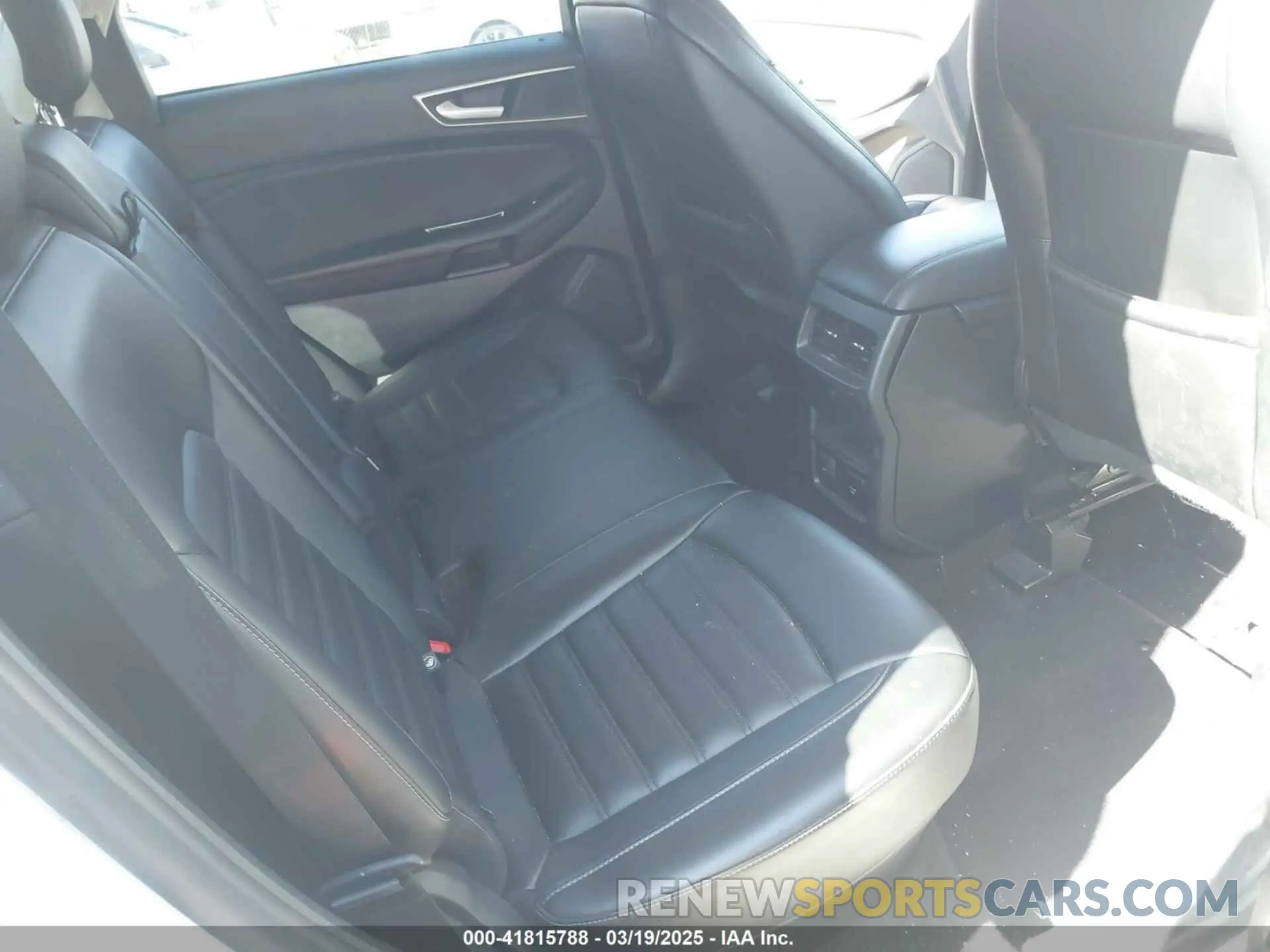 8 Photograph of a damaged car 2FMPK3J94KBB75629 FORD EDGE 2019