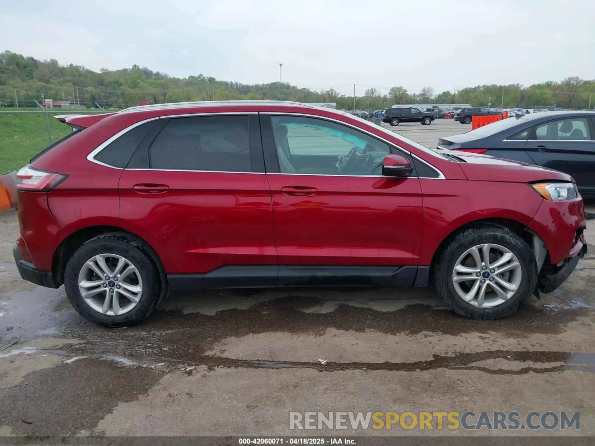 13 Photograph of a damaged car 2FMPK3J94KBC20746 FORD EDGE 2019