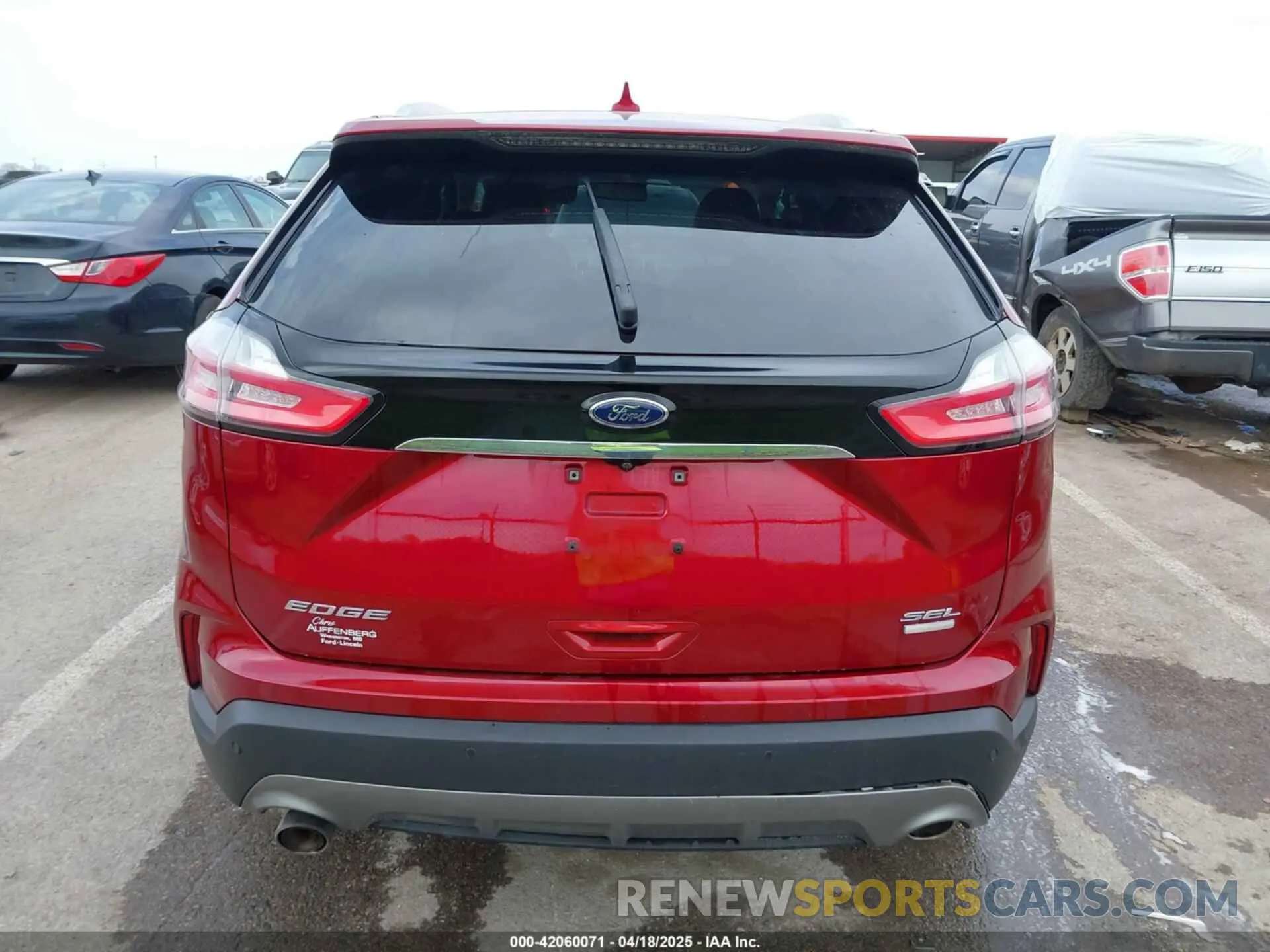 16 Photograph of a damaged car 2FMPK3J94KBC20746 FORD EDGE 2019