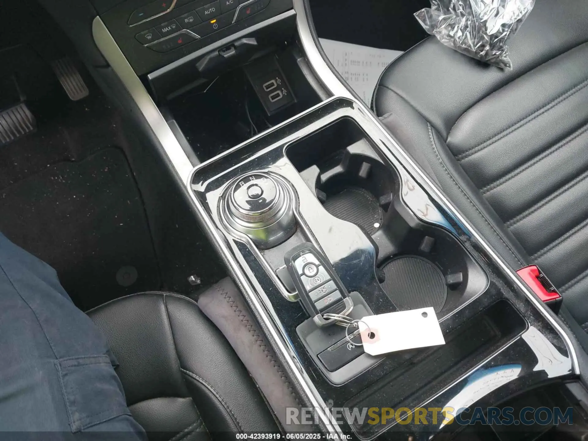 11 Photograph of a damaged car 2FMPK3J94KBC48742 FORD EDGE 2019