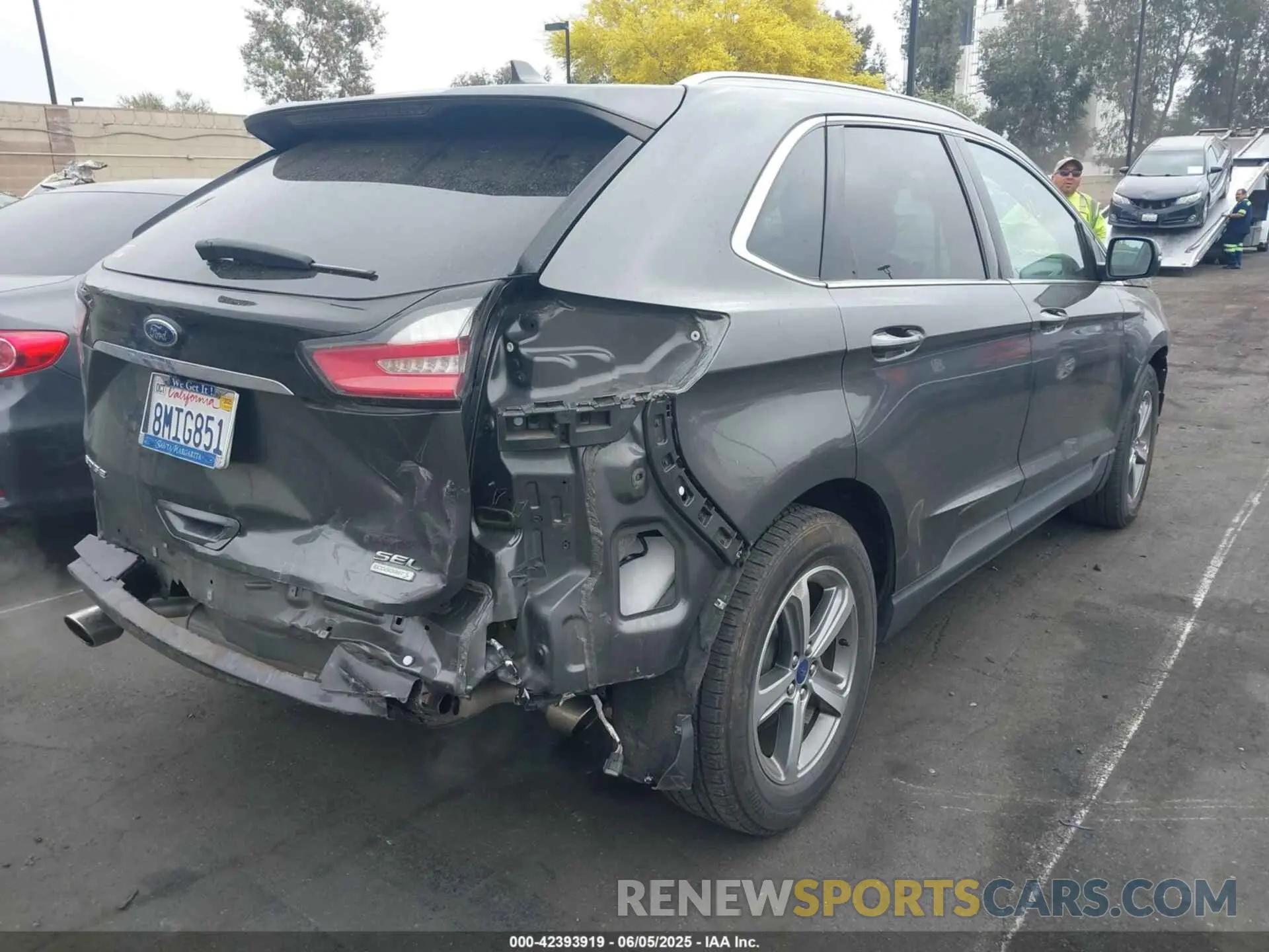 4 Photograph of a damaged car 2FMPK3J94KBC48742 FORD EDGE 2019