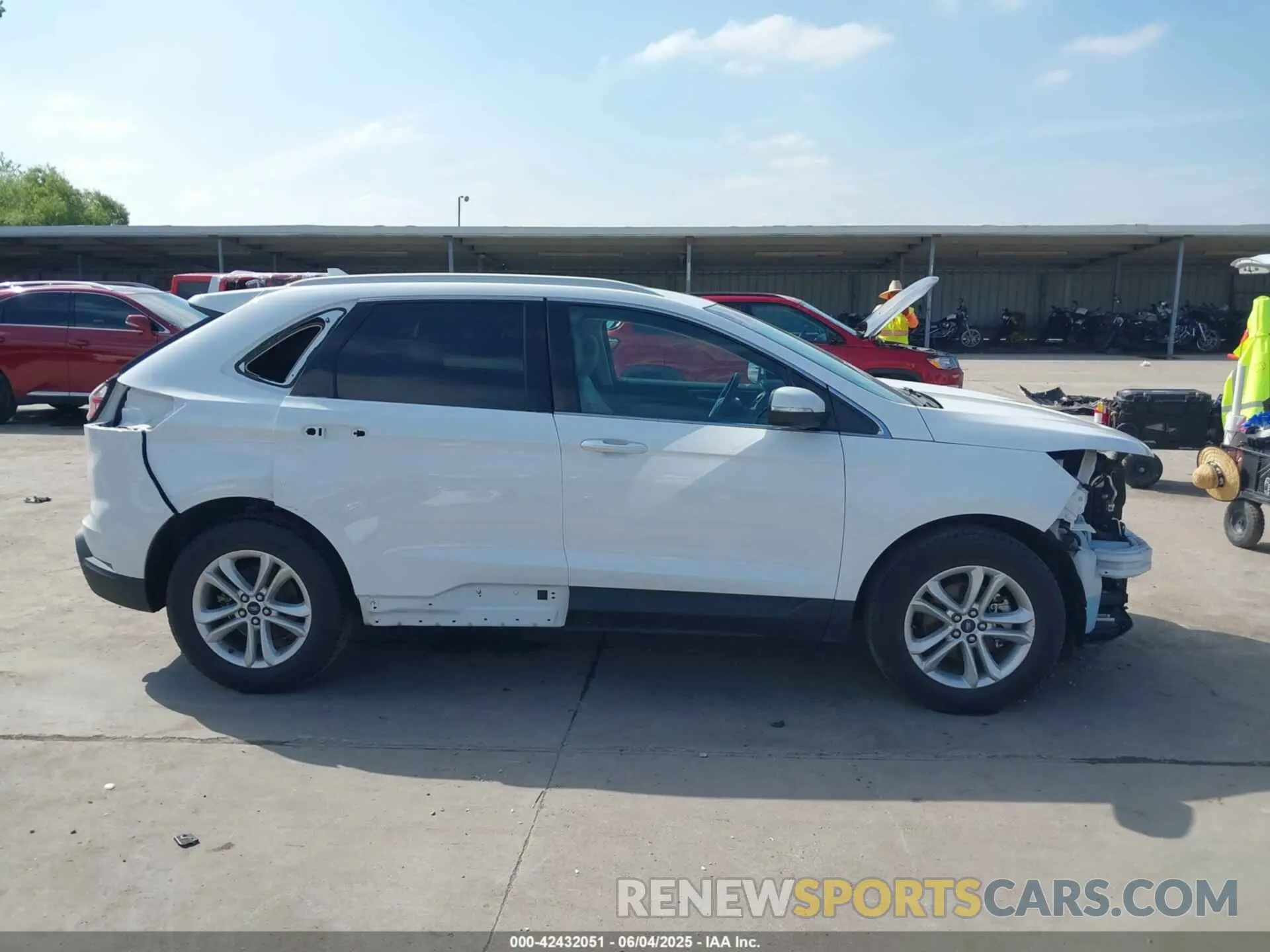 14 Photograph of a damaged car 2FMPK3J94KBC49437 FORD EDGE 2019