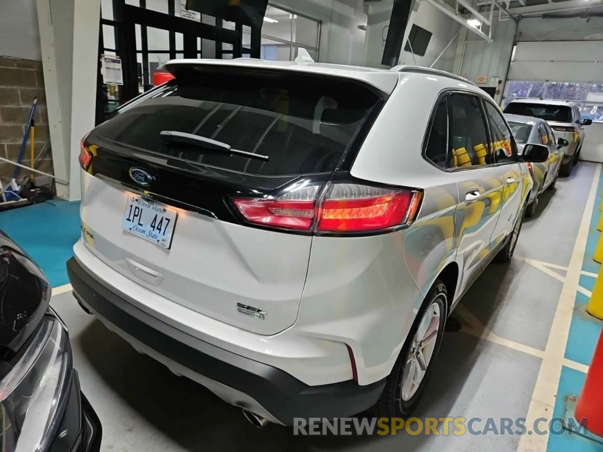 11 Photograph of a damaged car 2FMPK3J94KBC64312 FORD EDGE 2019