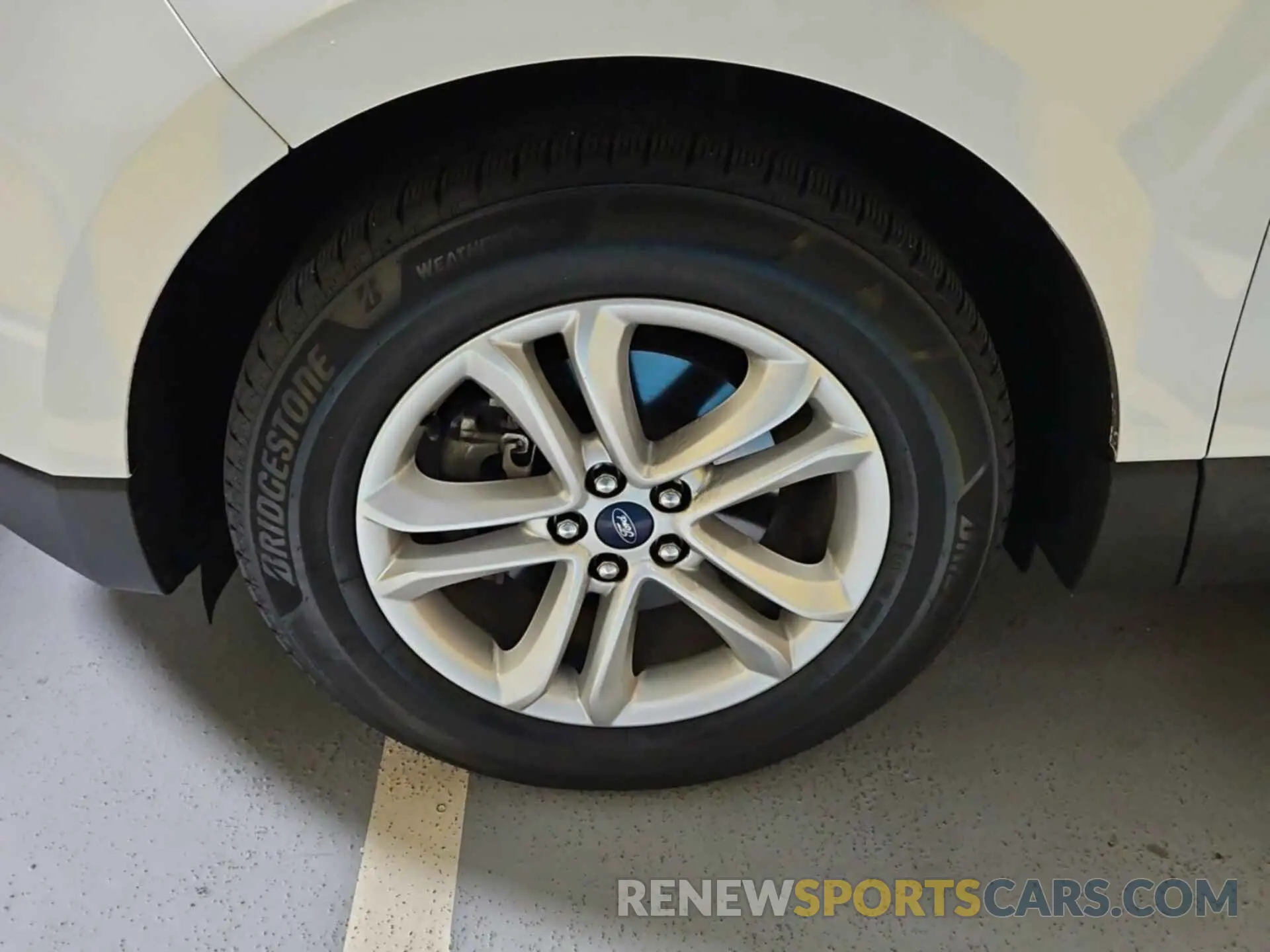 13 Photograph of a damaged car 2FMPK3J94KBC64312 FORD EDGE 2019