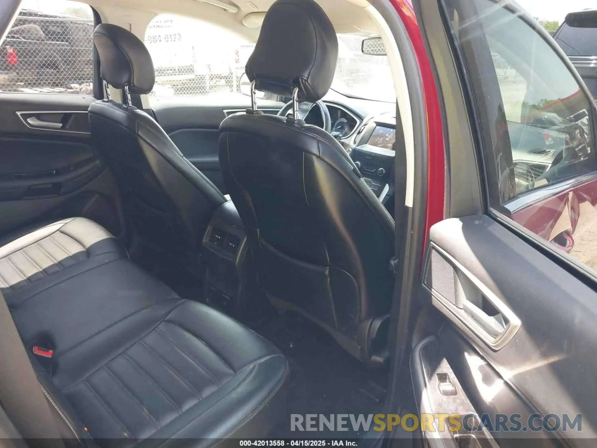 8 Photograph of a damaged car 2FMPK3J95KBB40310 FORD EDGE 2019