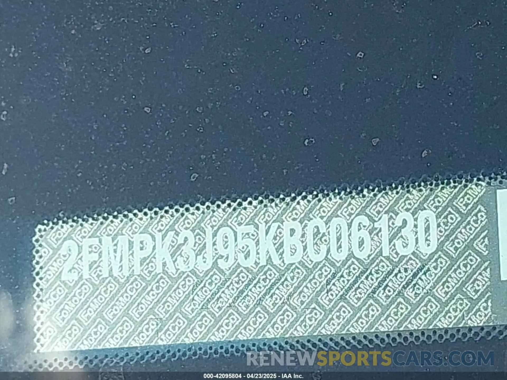 17 Photograph of a damaged car 2FMPK3J95KBC06130 FORD EDGE 2019
