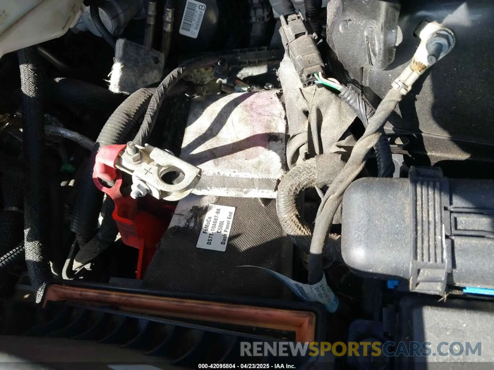 18 Photograph of a damaged car 2FMPK3J95KBC06130 FORD EDGE 2019