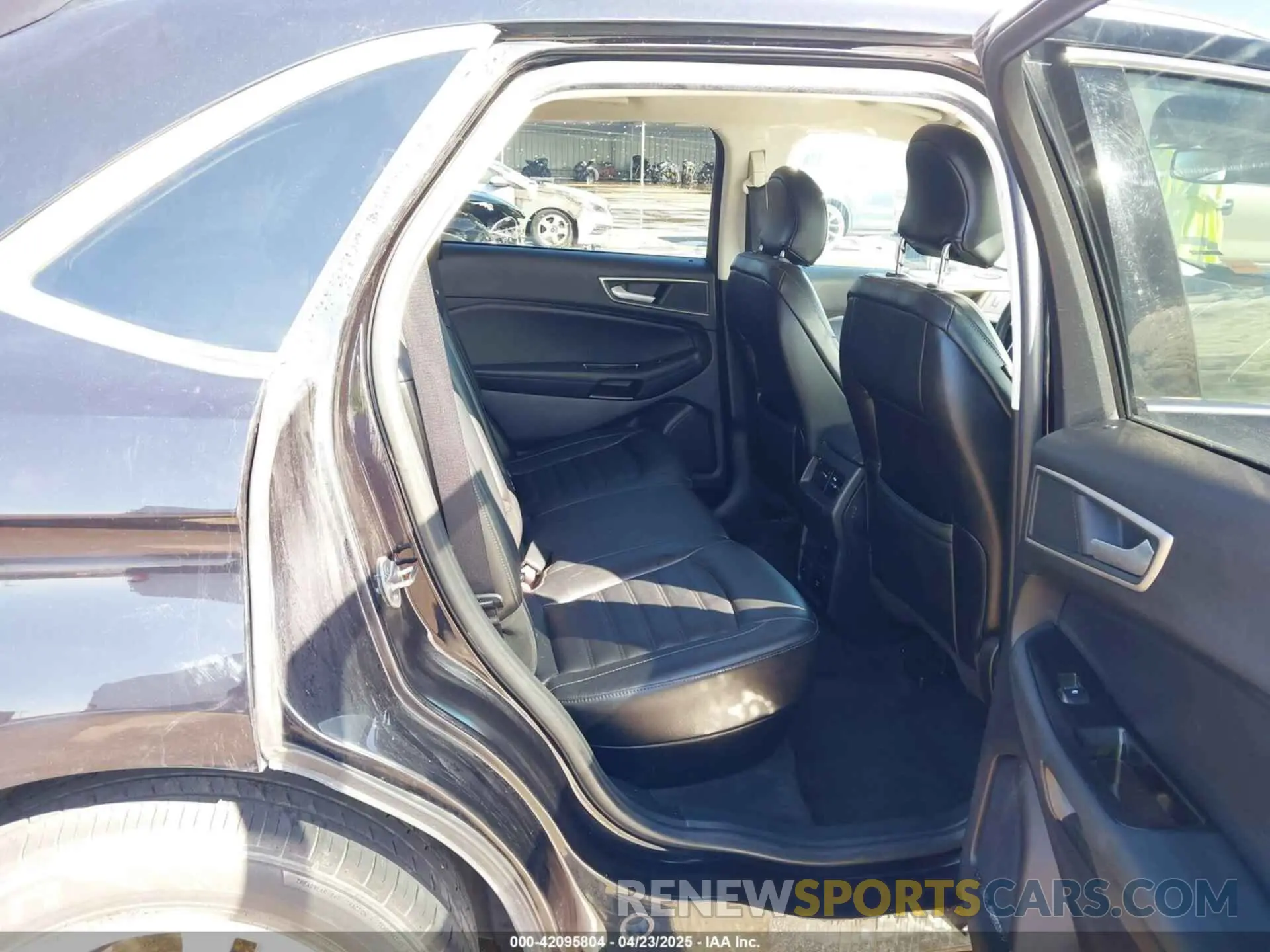 8 Photograph of a damaged car 2FMPK3J95KBC06130 FORD EDGE 2019