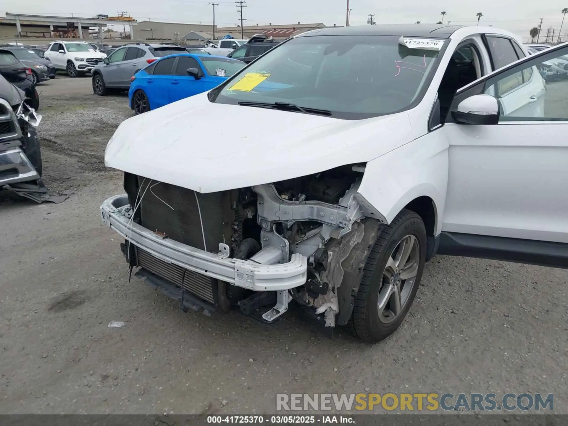 19 Photograph of a damaged car 2FMPK3J95KBC06662 FORD EDGE 2019