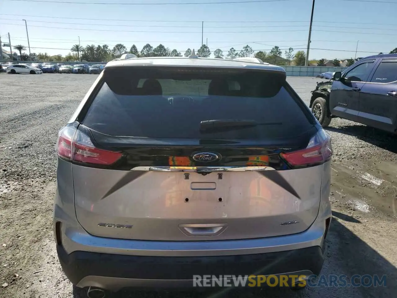 6 Photograph of a damaged car 2FMPK3J95KBC15801 FORD EDGE 2019