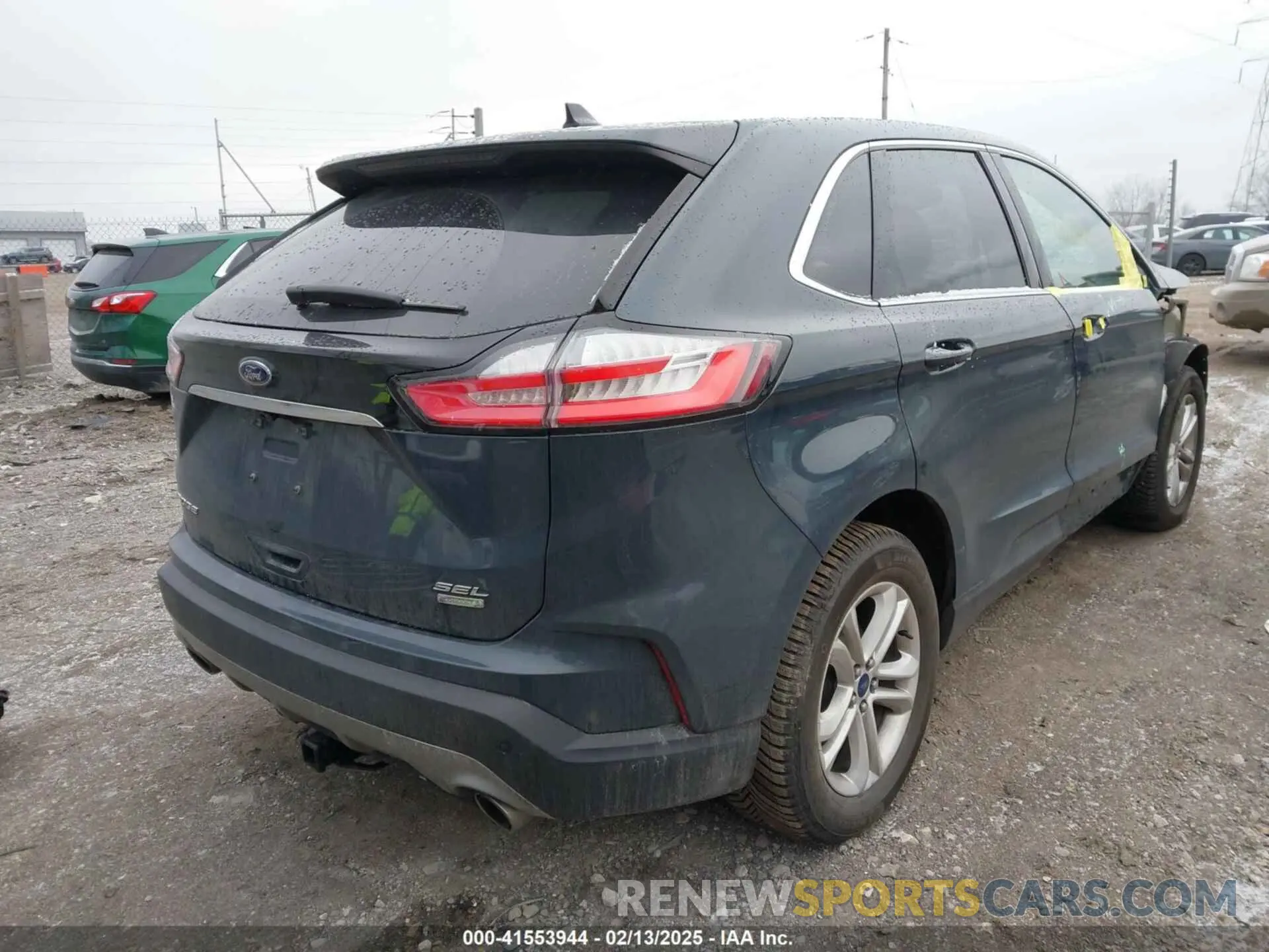 4 Photograph of a damaged car 2FMPK3J95KBC17676 FORD EDGE 2019