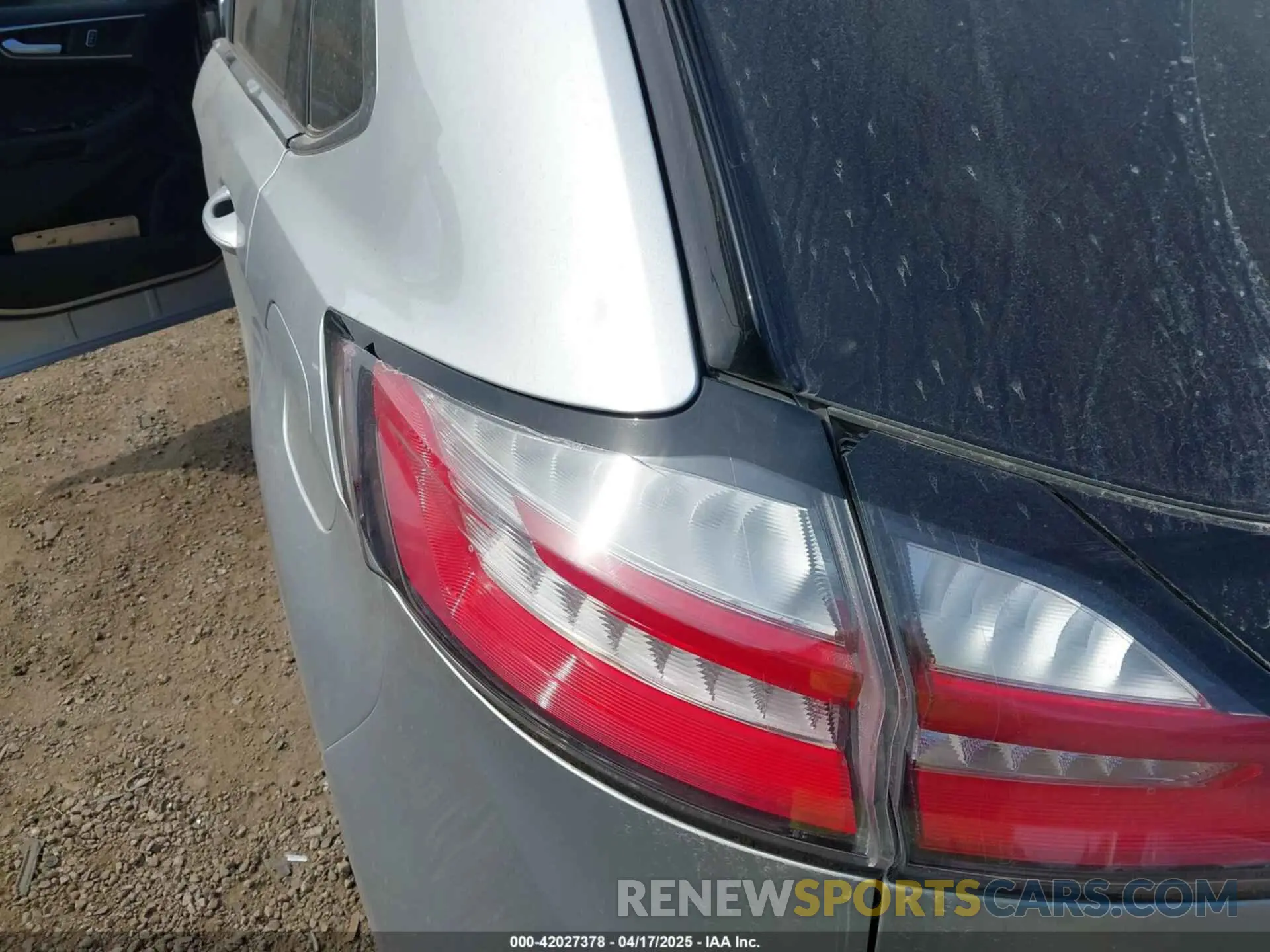 19 Photograph of a damaged car 2FMPK3J95KBC26748 FORD EDGE 2019