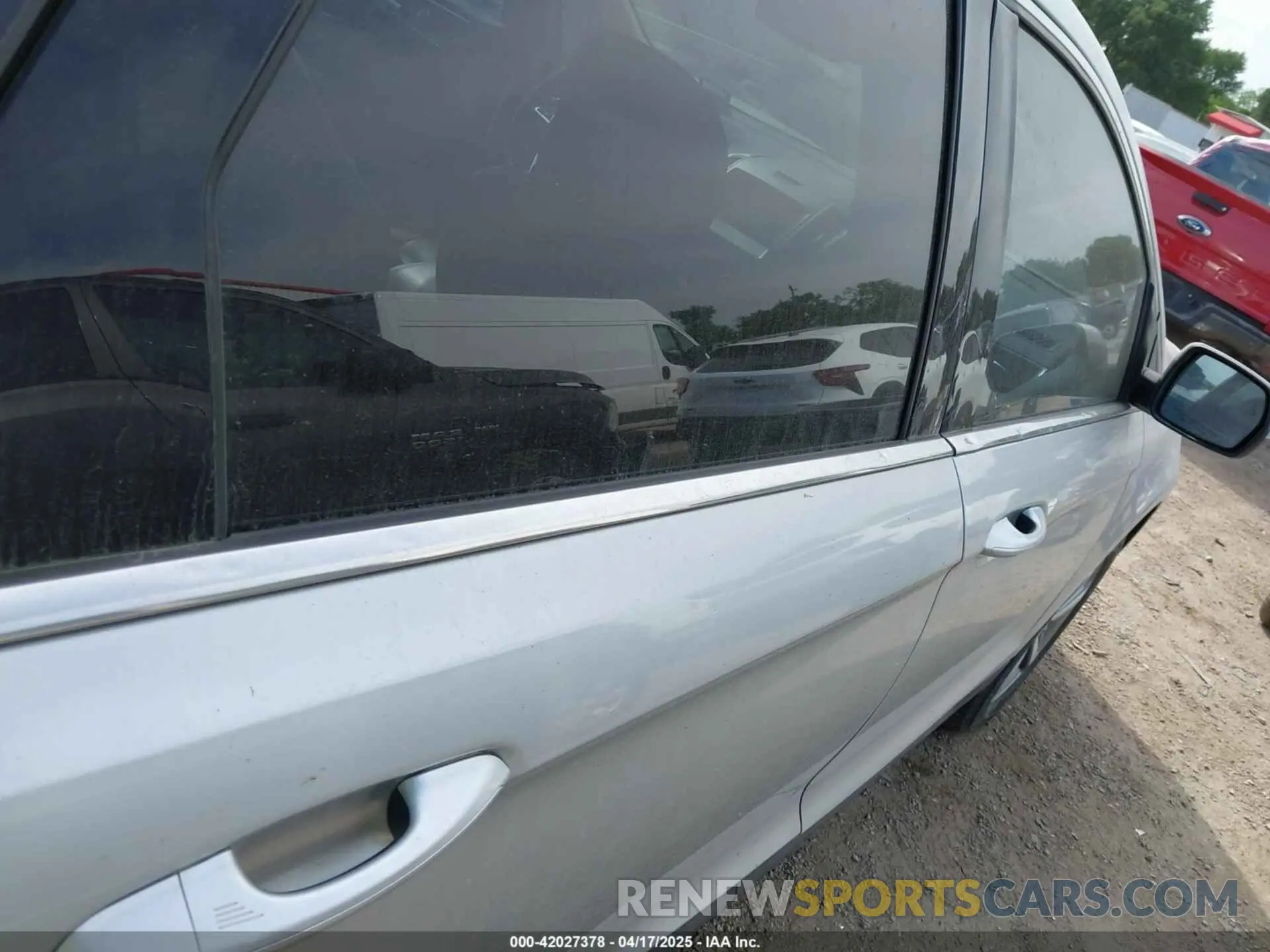 21 Photograph of a damaged car 2FMPK3J95KBC26748 FORD EDGE 2019