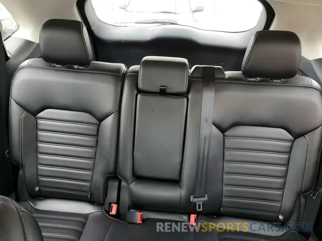10 Photograph of a damaged car 2FMPK3J97KBB63250 FORD EDGE 2019