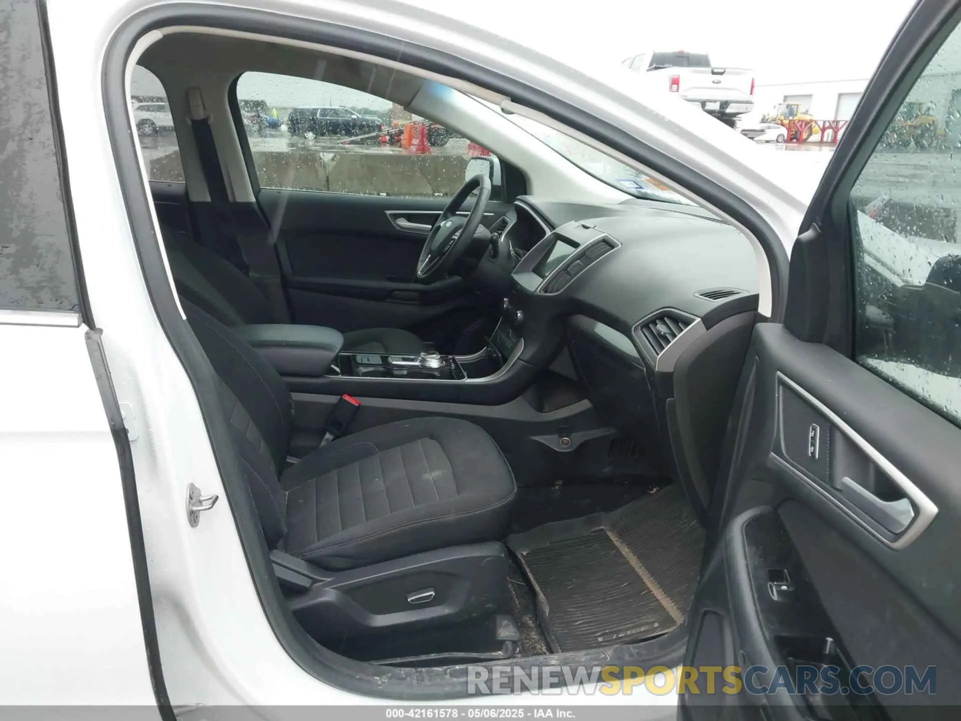5 Photograph of a damaged car 2FMPK3J97KBB87631 FORD EDGE 2019