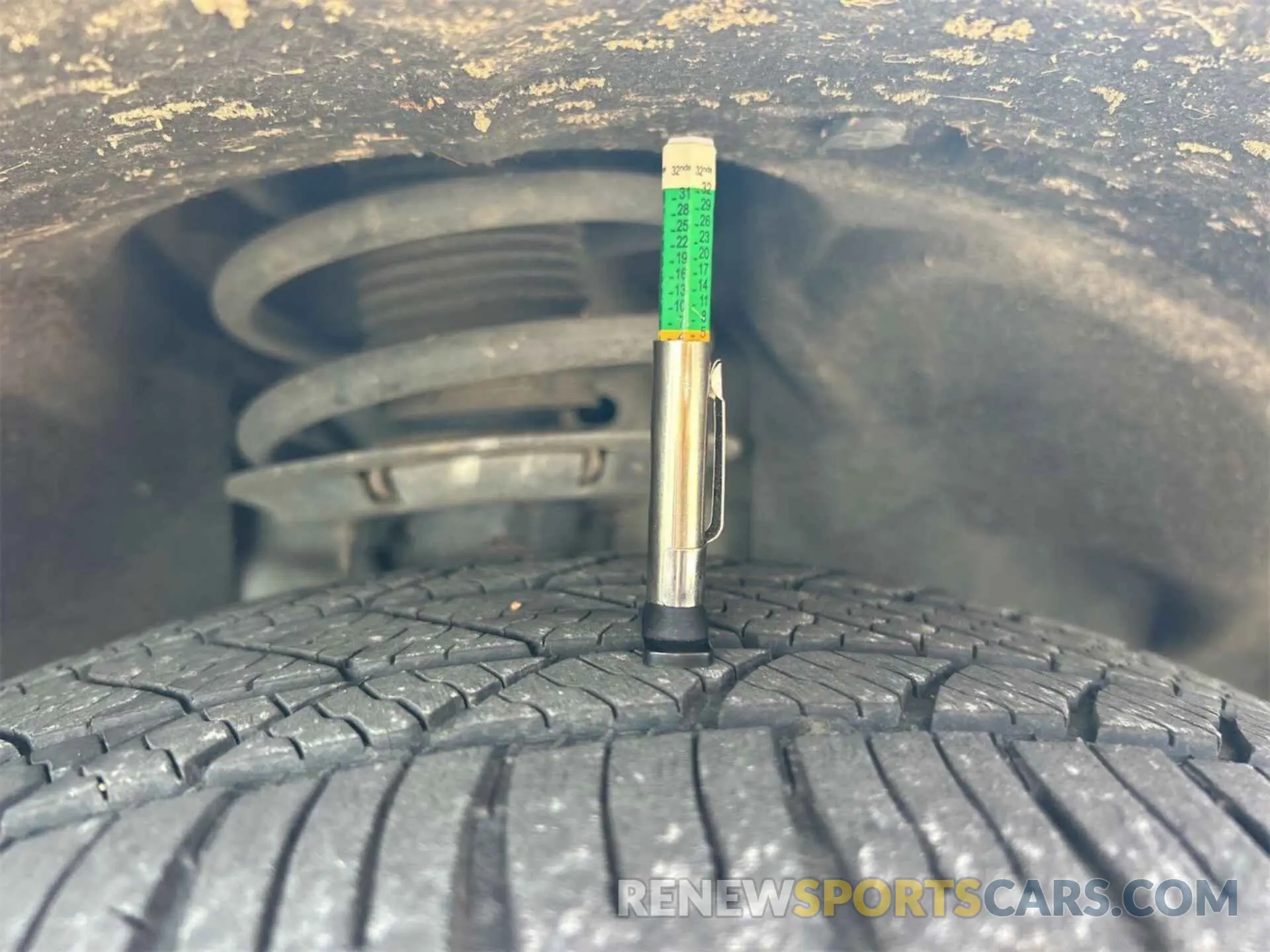 1 Photograph of a damaged car 2FMPK3J97KBC10776 FORD EDGE 2019