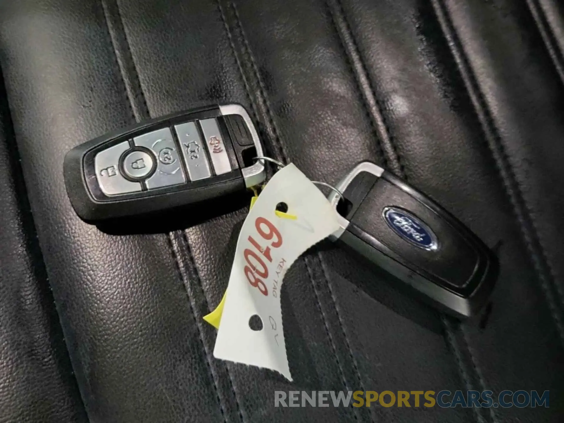11 Photograph of a damaged car 2FMPK3J98KBC37758 FORD EDGE 2019