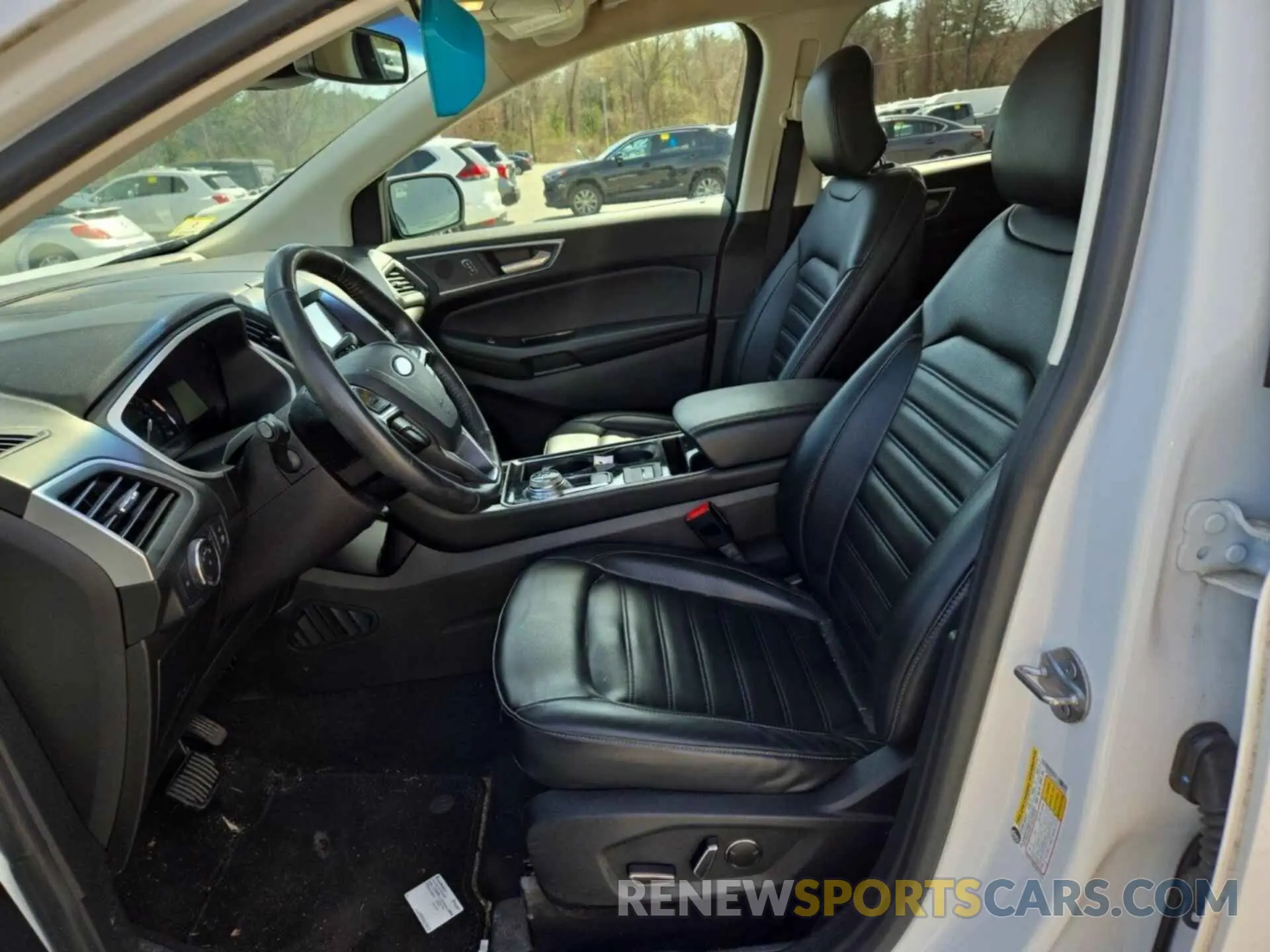 34 Photograph of a damaged car 2FMPK3J98KBC37758 FORD EDGE 2019