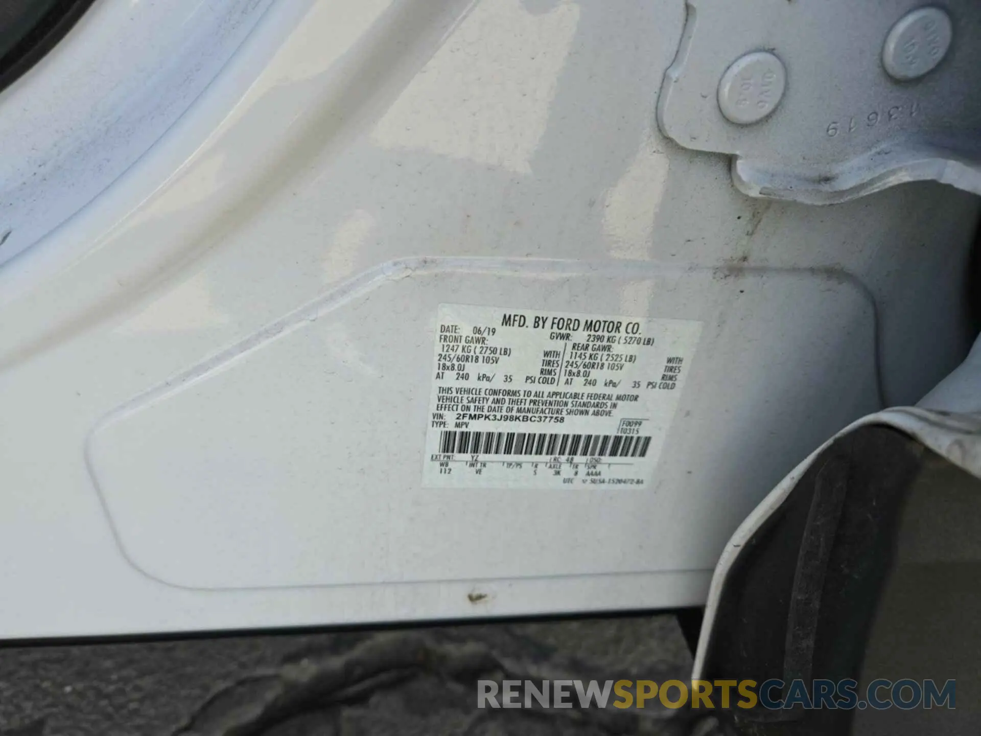 4 Photograph of a damaged car 2FMPK3J98KBC37758 FORD EDGE 2019